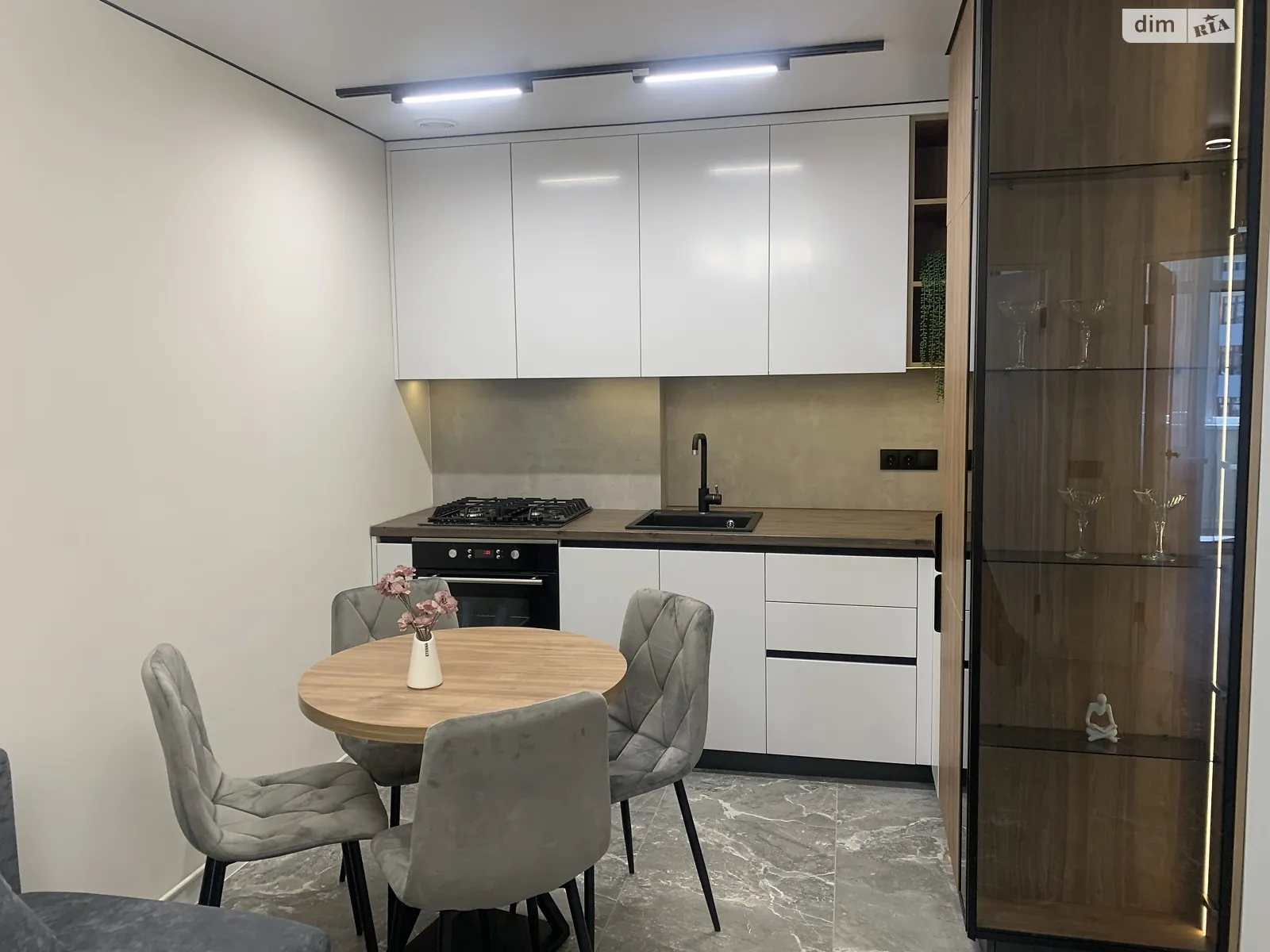 2-комнатная квартира 52 кв. м в Тернополе, ул. Смакулы - фото 1