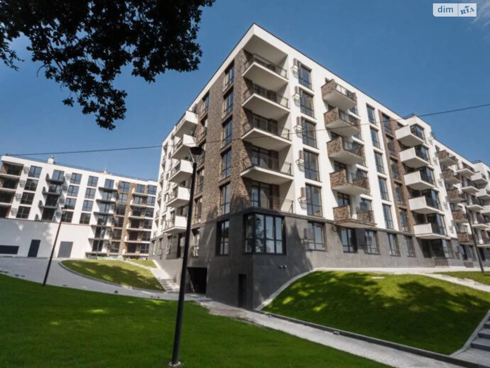 Продается 2-комнатная квартира 66.6 кв. м в Винниках, ул. Лесная, 5Д - фото 1