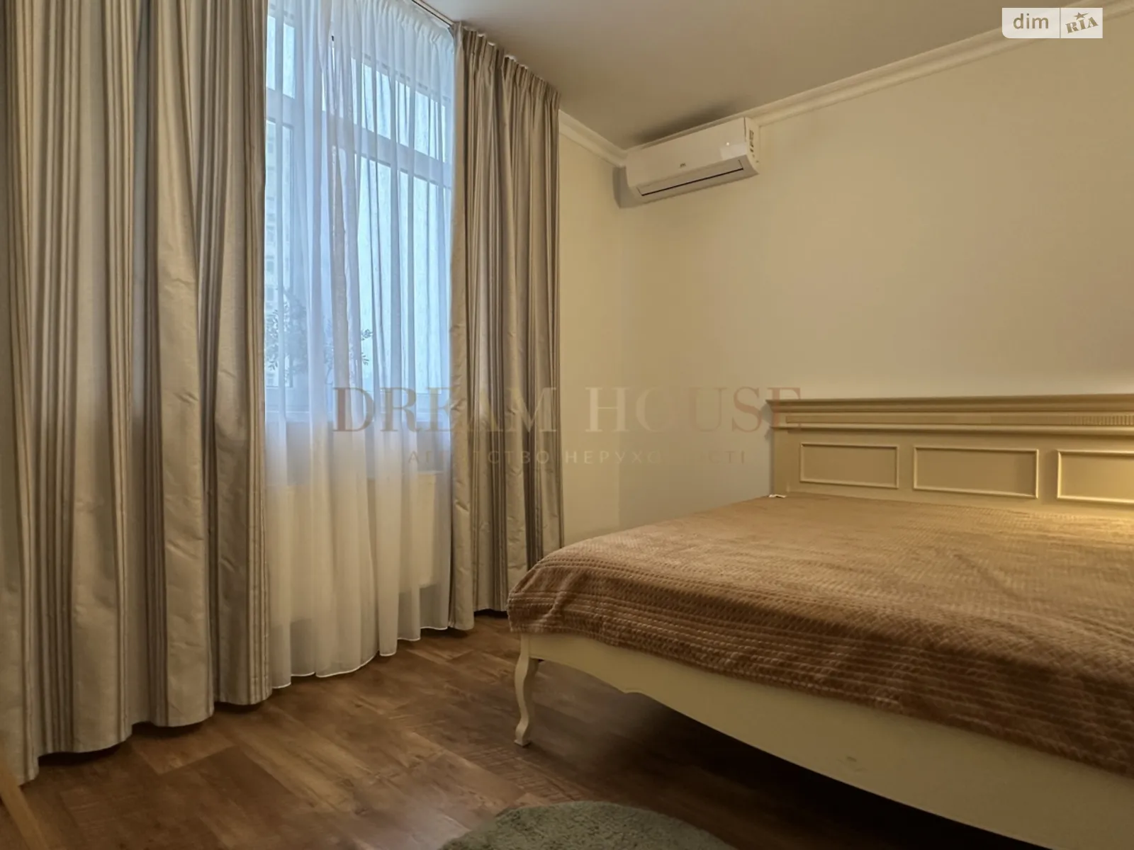 Продається 1-кімнатна квартира 48.9 кв. м у Києві, вул. Воскресенська, 14Б - фото 1