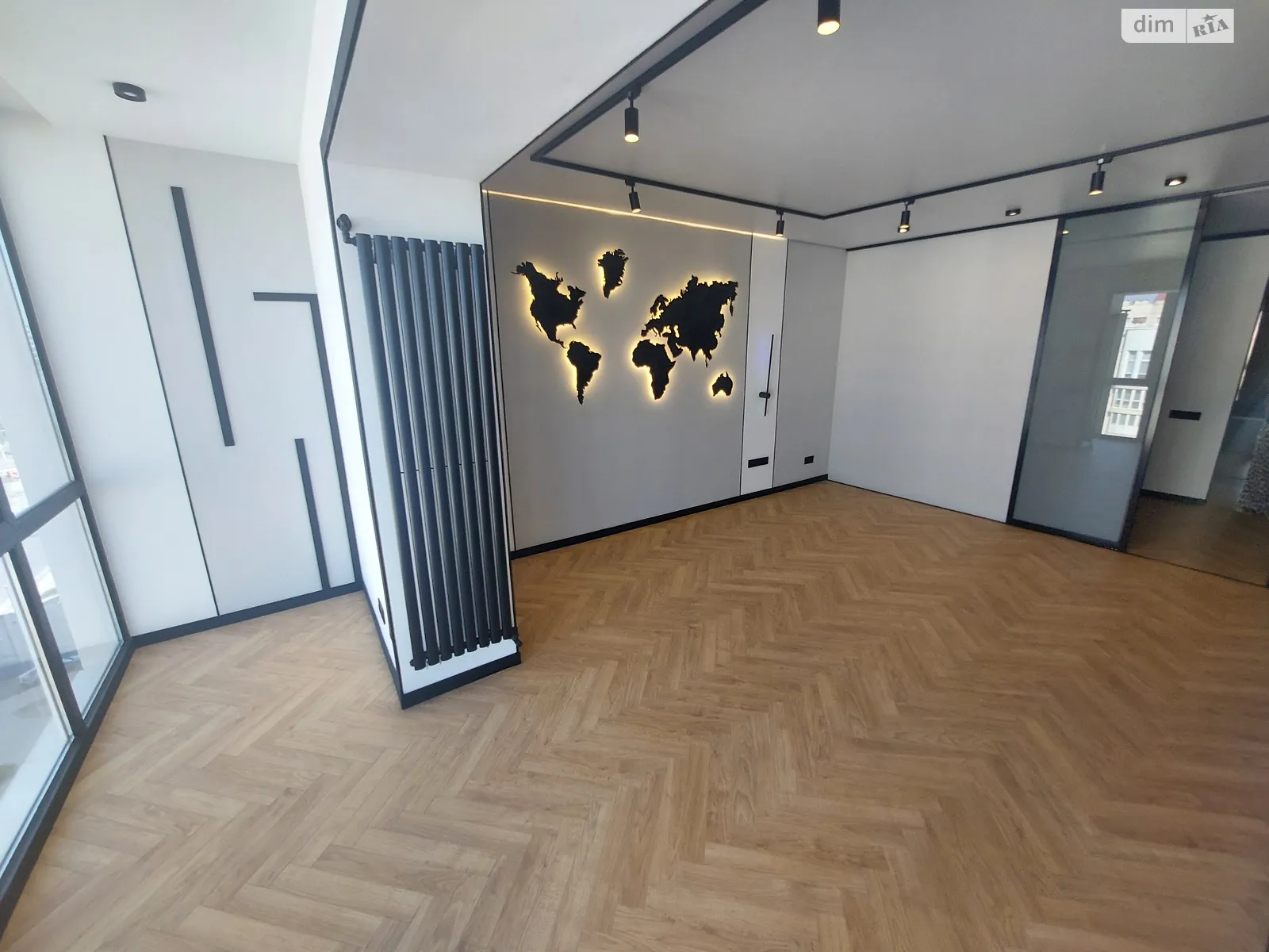 Продается 2-комнатная квартира 87.3 кв. м в Николаеве, ул. Лазурная, 9 корпус 21 - фото 1