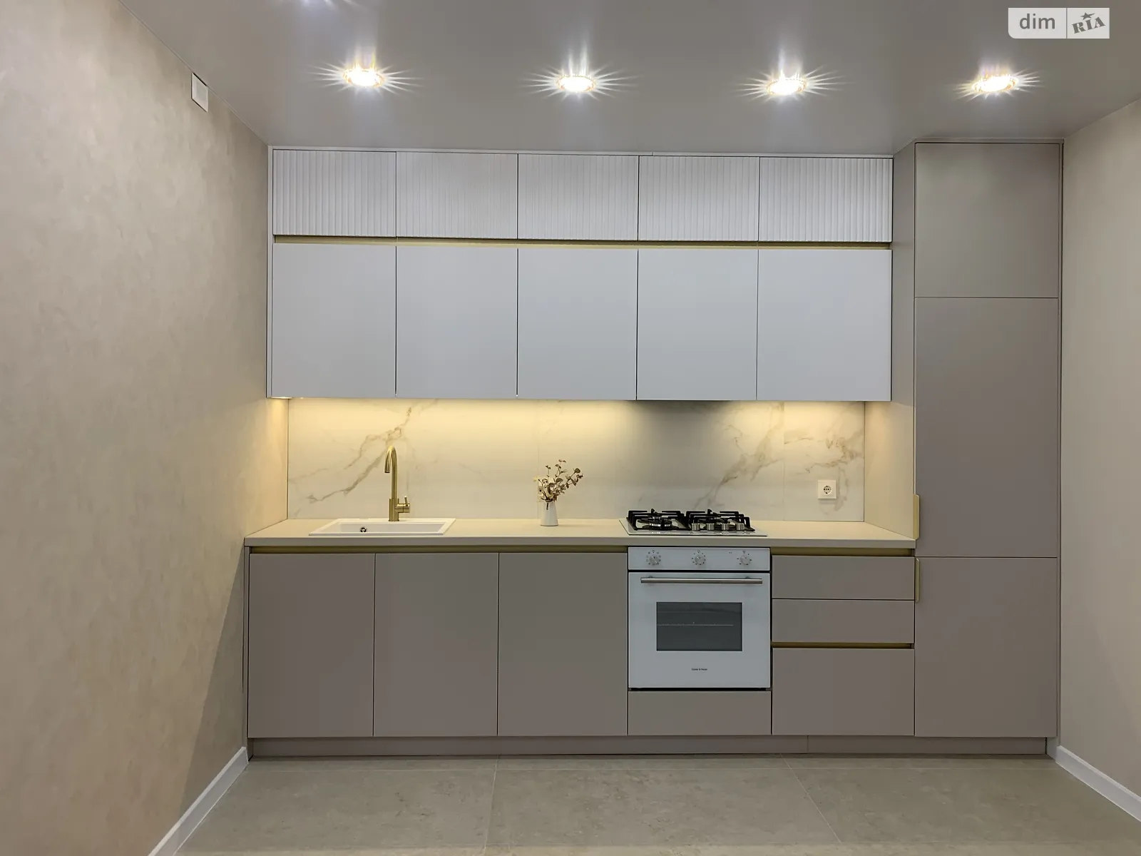 2-комнатная квартира 57 кв. м в Тернополе, ул. Киевская - фото 1