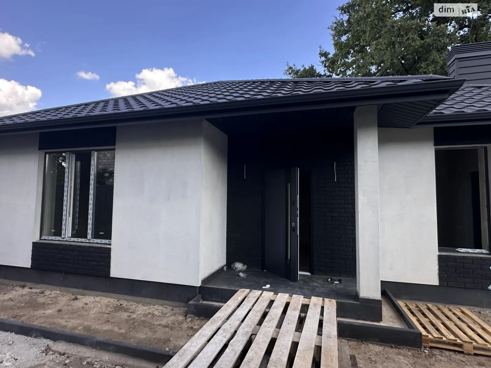Продається одноповерховий будинок 120 кв. м з меблями, цена: 145000 $ - фото 1