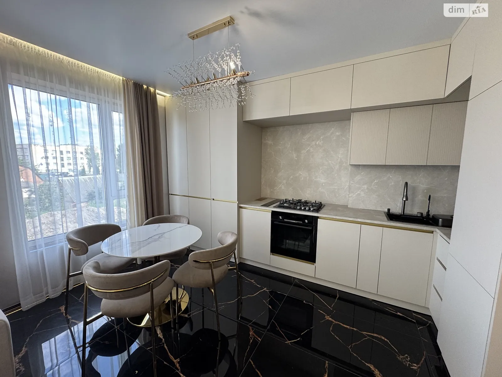 Продается 1-комнатная квартира 40 кв. м в Виннице, ул. Ивана Богуна, 27Б - фото 1