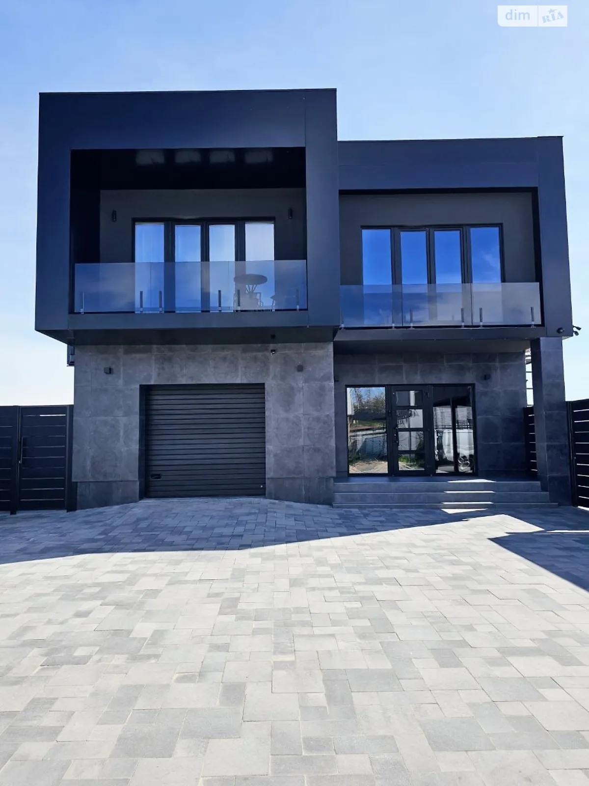 Продается дом на 2 этажа 189.2 кв. м с подвалом, цена: 297500 $ - фото 1