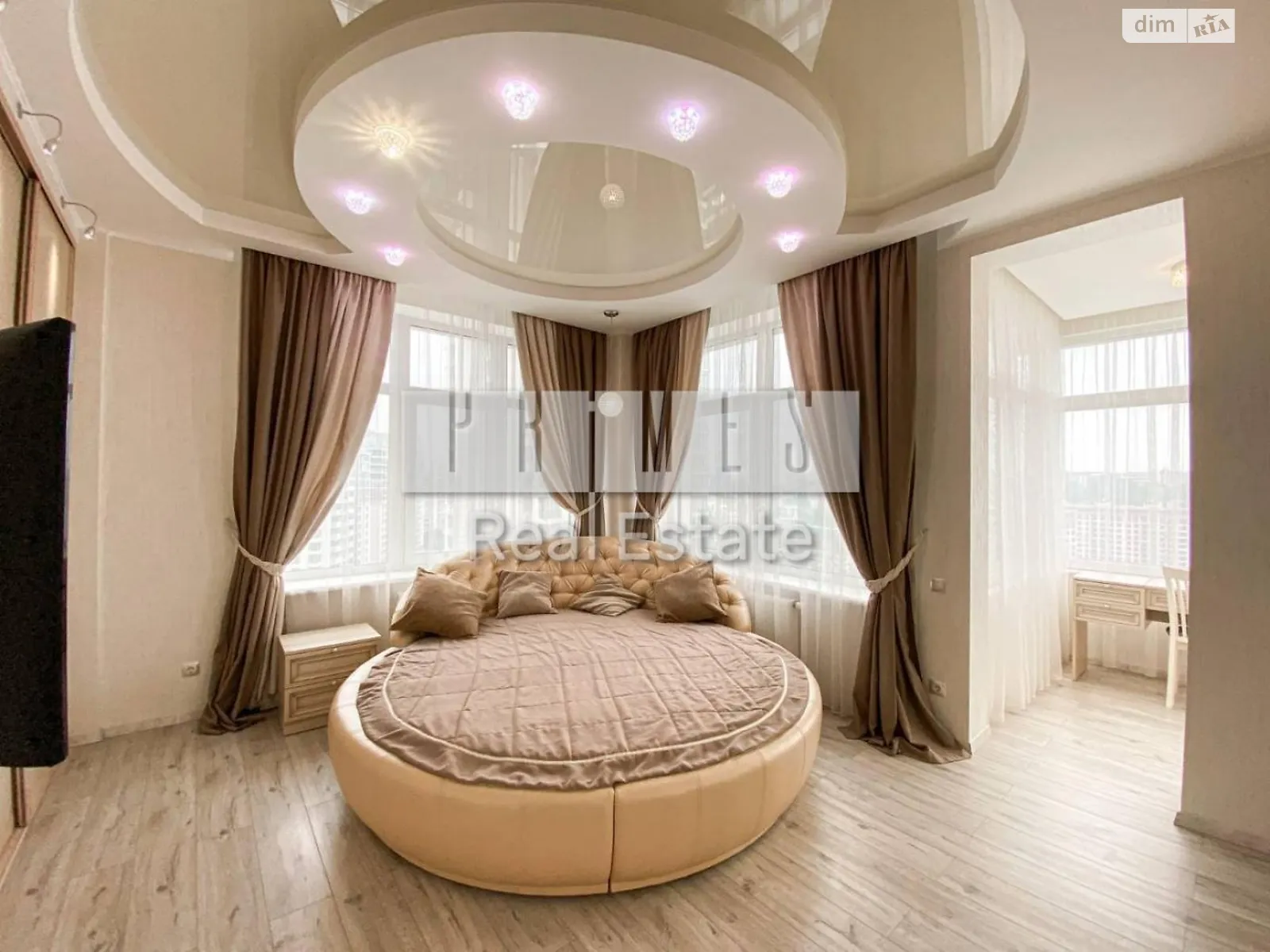 Сдается в аренду 3-комнатная квартира 116 кв. м в Киеве, ул. Андрея Верхогляда(Драгомирова), 9 - фото 1