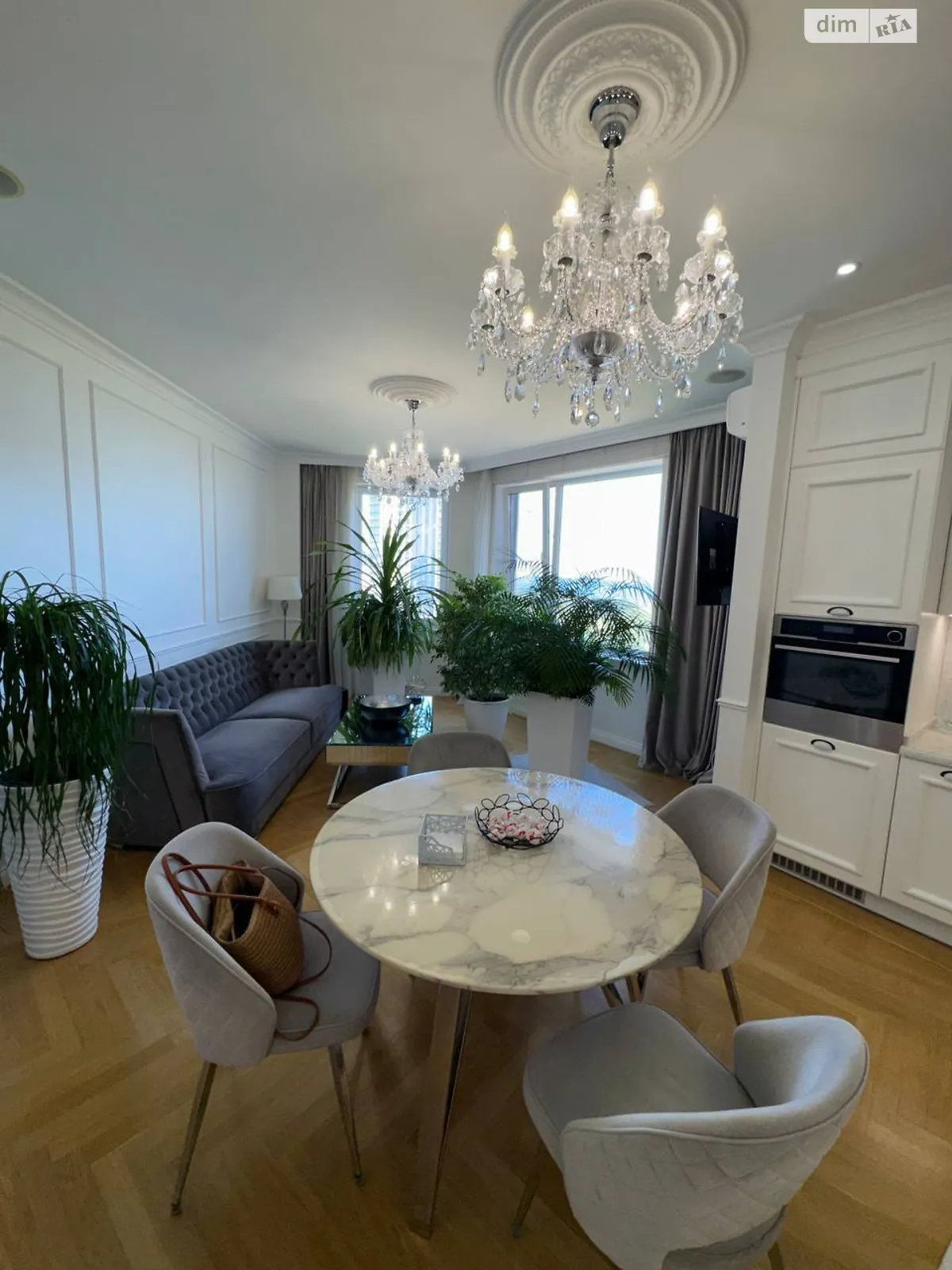 просп. Шевченко, 33Б Приморский Одесса - фото 1