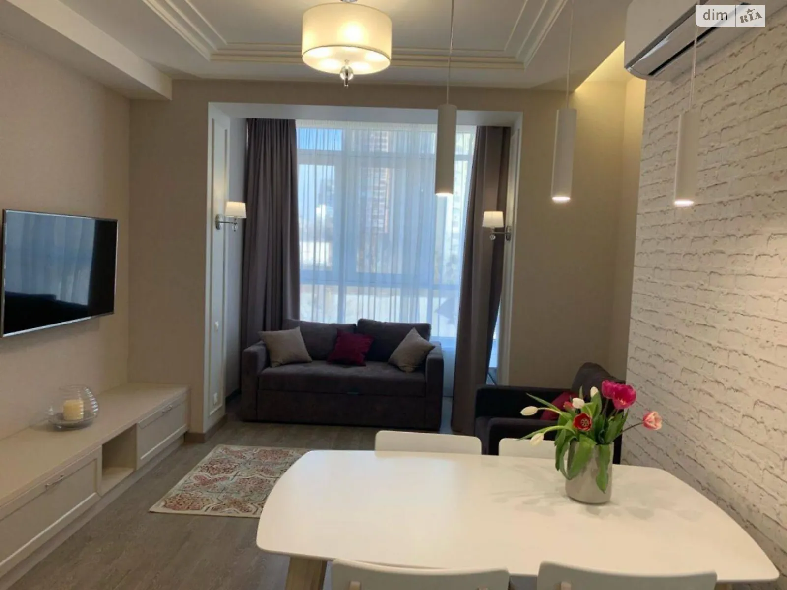 Сдается в аренду 3-комнатная квартира 83 кв. м в Киеве, бул. Леси Украинки, 7В - фото 1