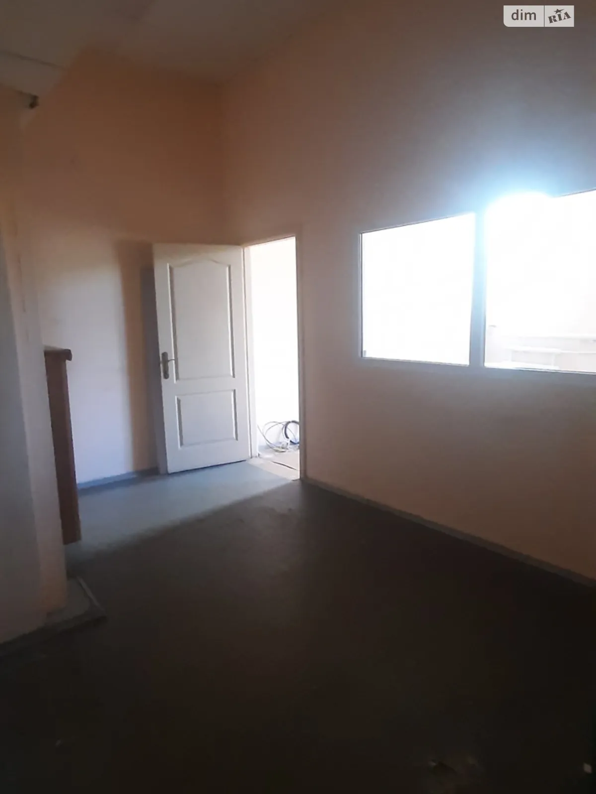 Сдается в аренду офис 43 кв. м в бизнес-центре, цена: 12600 грн - фото 1