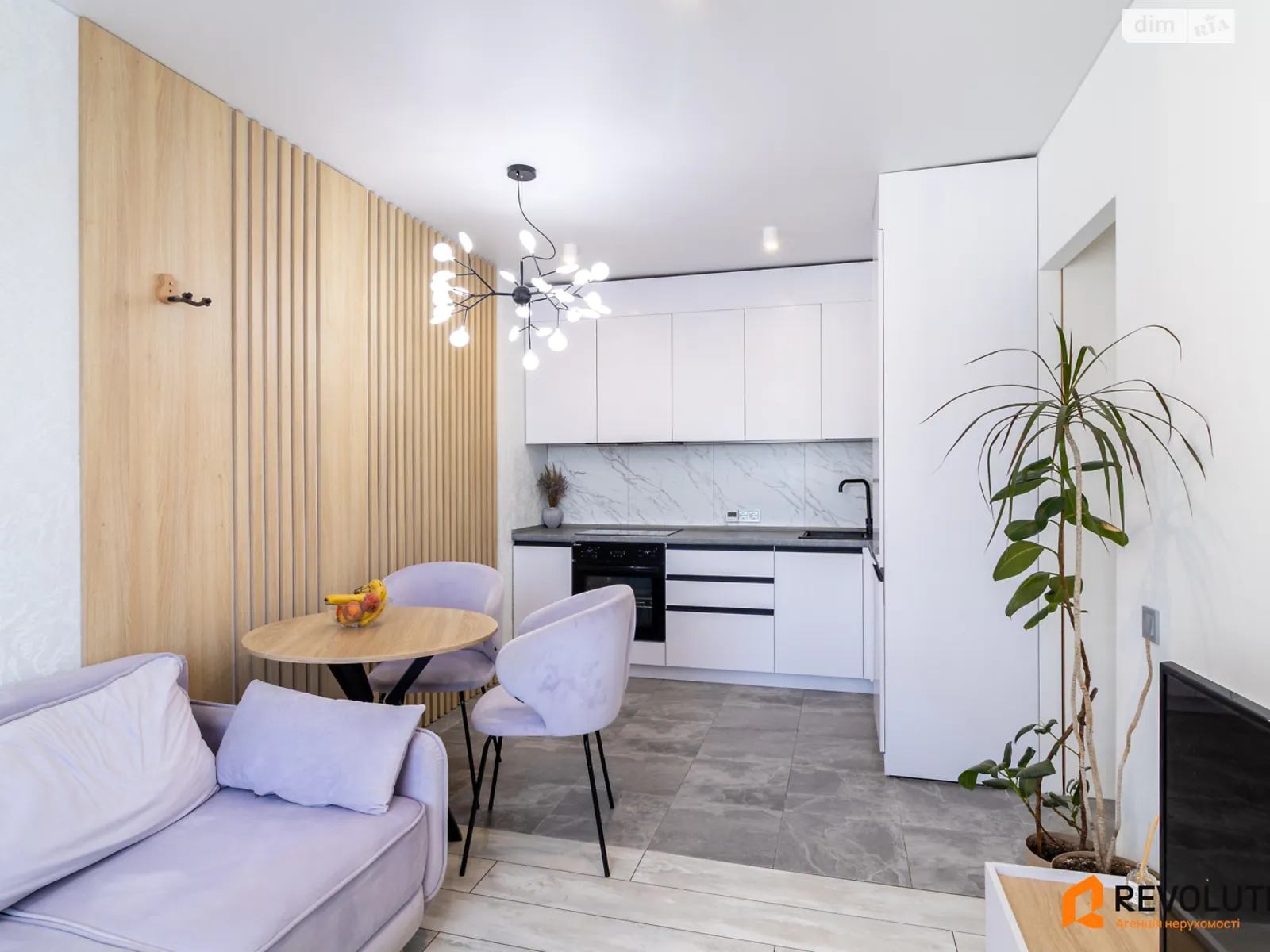 Продается 1-комнатная квартира 37 кв. м в Киеве, ул. Стеценко, 75Л - фото 1