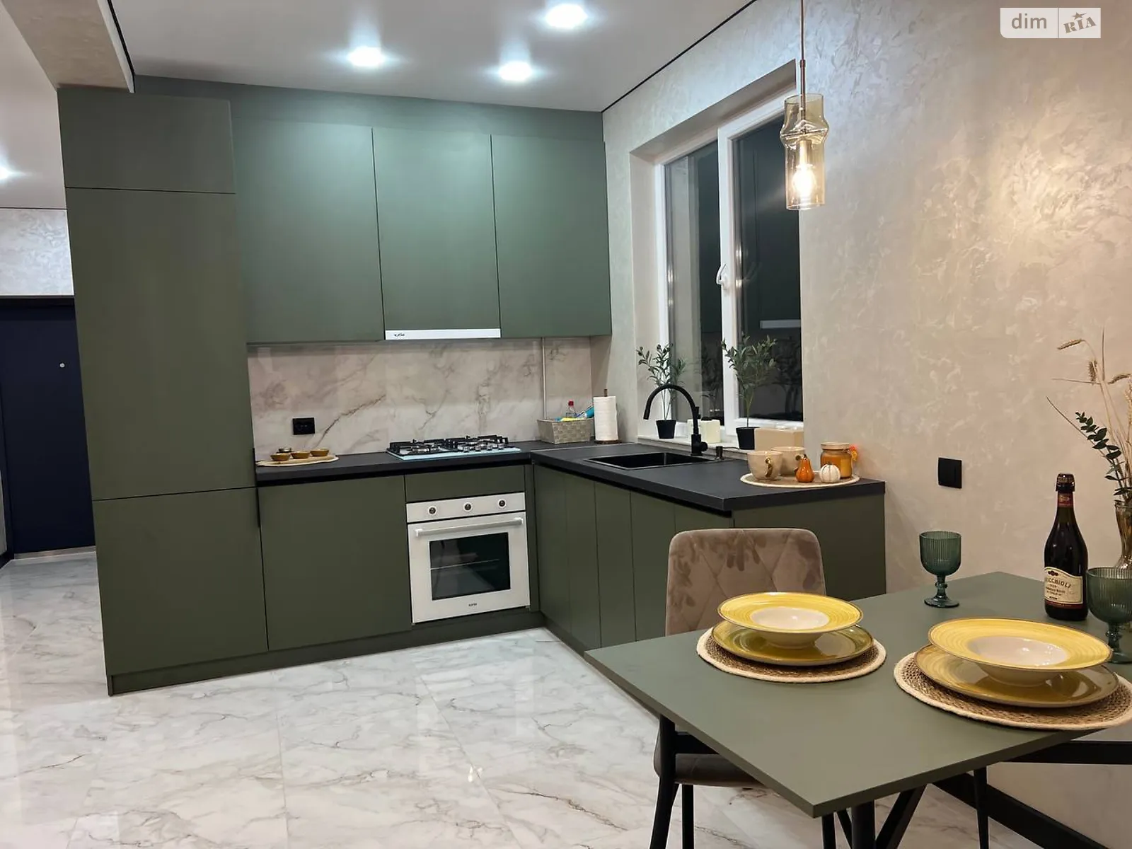 Продается дом на 2 этажа 92 кв. м с участком, цена: 95000 $ - фото 1