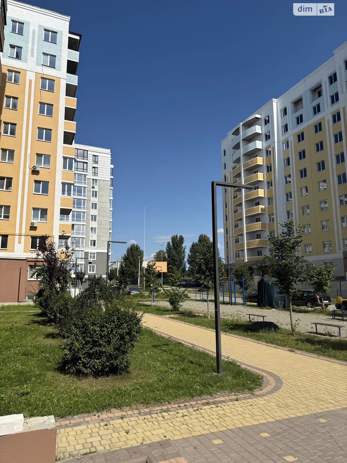 Продається 3-кімнатна квартира 85.1 кв. м у Бучі, вул. Івана Кожедуба, 8Б - фото 1