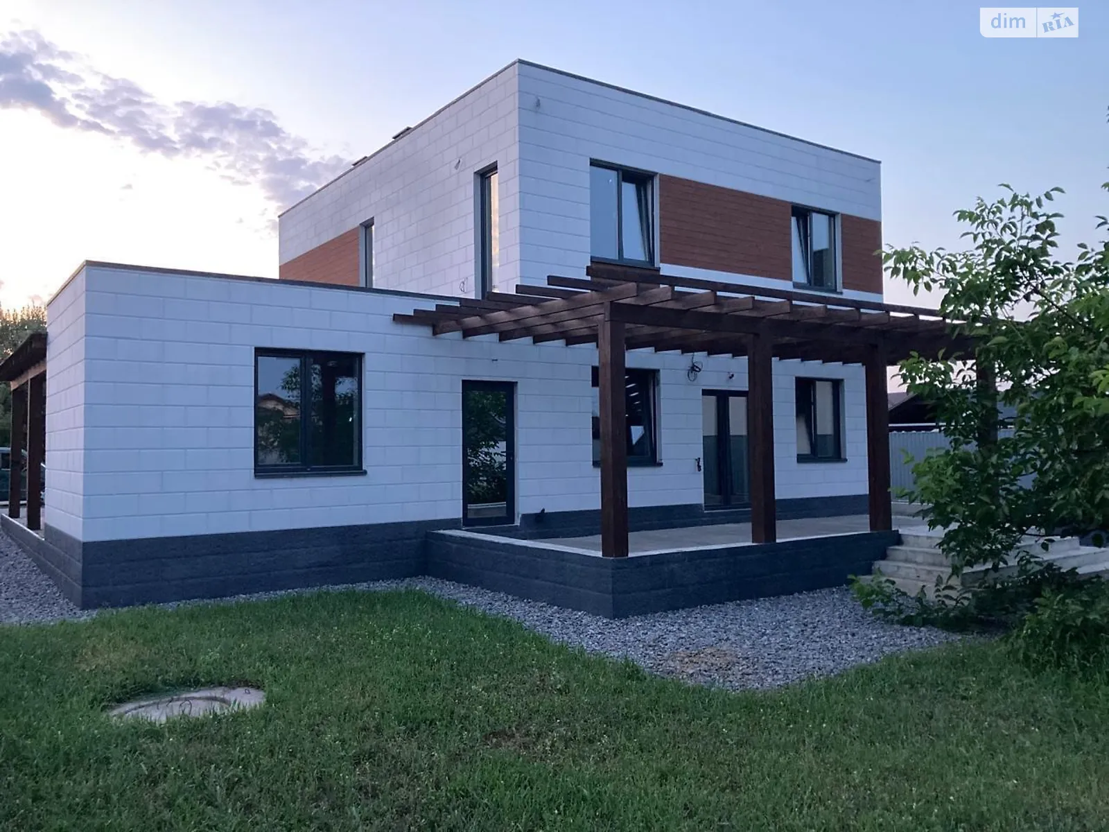 Продається будинок 2 поверховий 164.4 кв. м з верандою, цена: 109000 $ - фото 1