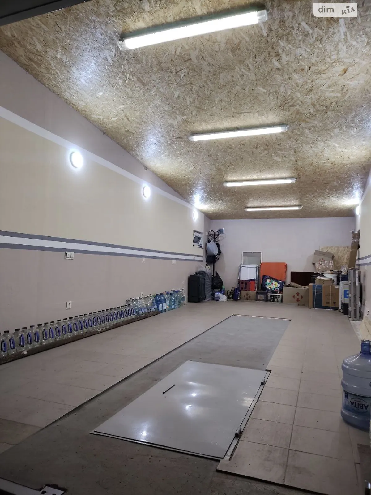 Продается отдельно стоящий гараж под легковое авто на 32 кв. м, цена: 20000 $ - фото 1