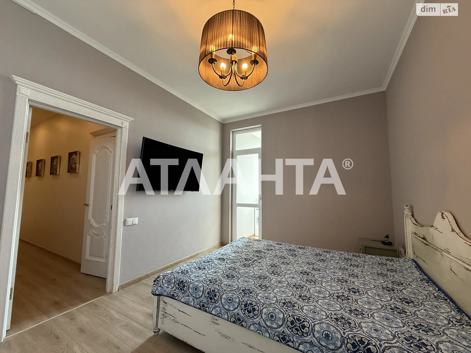 Продается 2-комнатная квартира 70.4 кв. м в Одессе, ул. Артиллерийская, 4В - фото 1