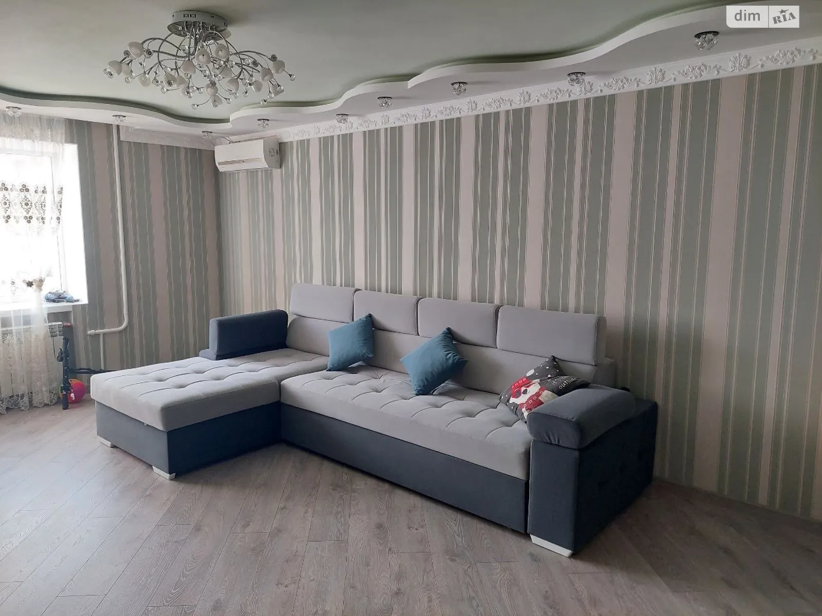 Продается 3-комнатная квартира 77.2 кв. м в Виннице, ул. Антонова Олега - фото 1