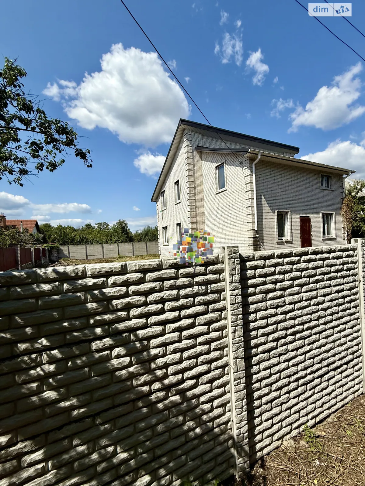 Продается дом на 2 этажа 163.1 кв. м с участком, цена: 74000 $ - фото 1