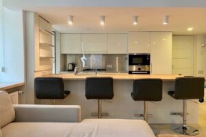 Довгострокова оренда квартири, Дніпро, Гончара Олеся (Кірова) вулиця, буд. 4