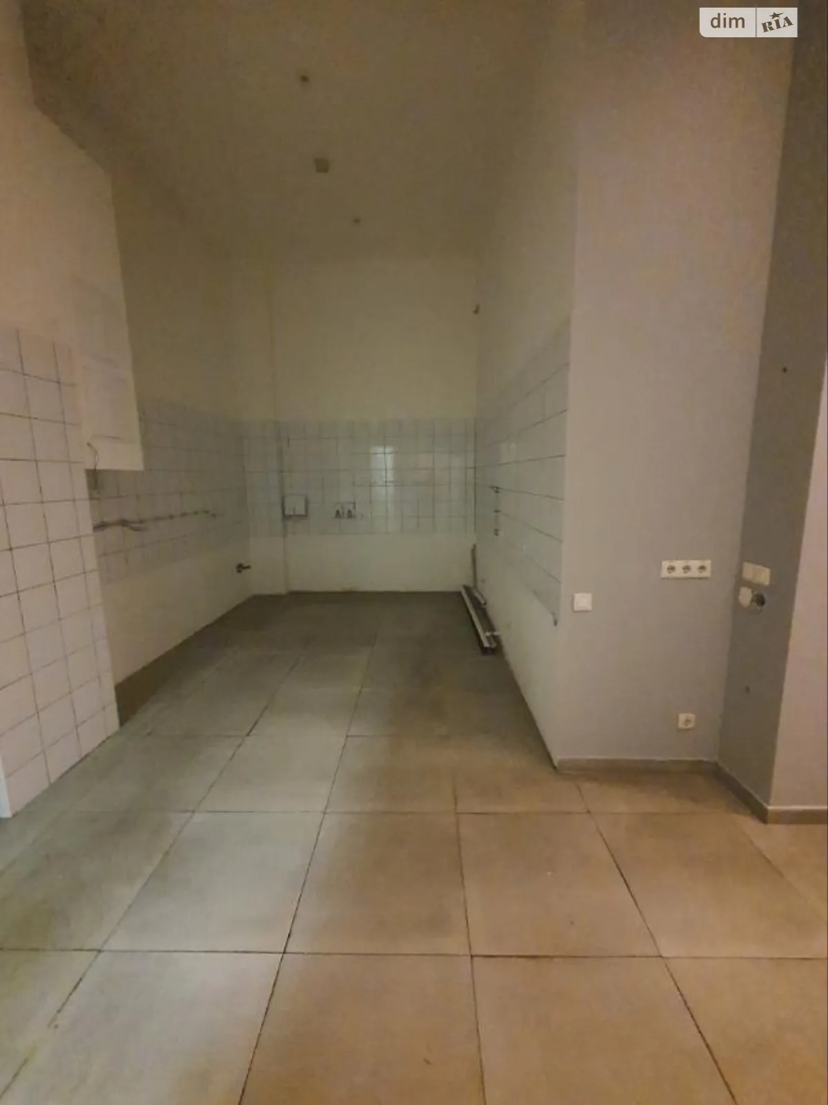 Сдается в аренду помещения свободного назначения 62 кв. м в 3-этажном здании, цена: 800 $ - фото 1