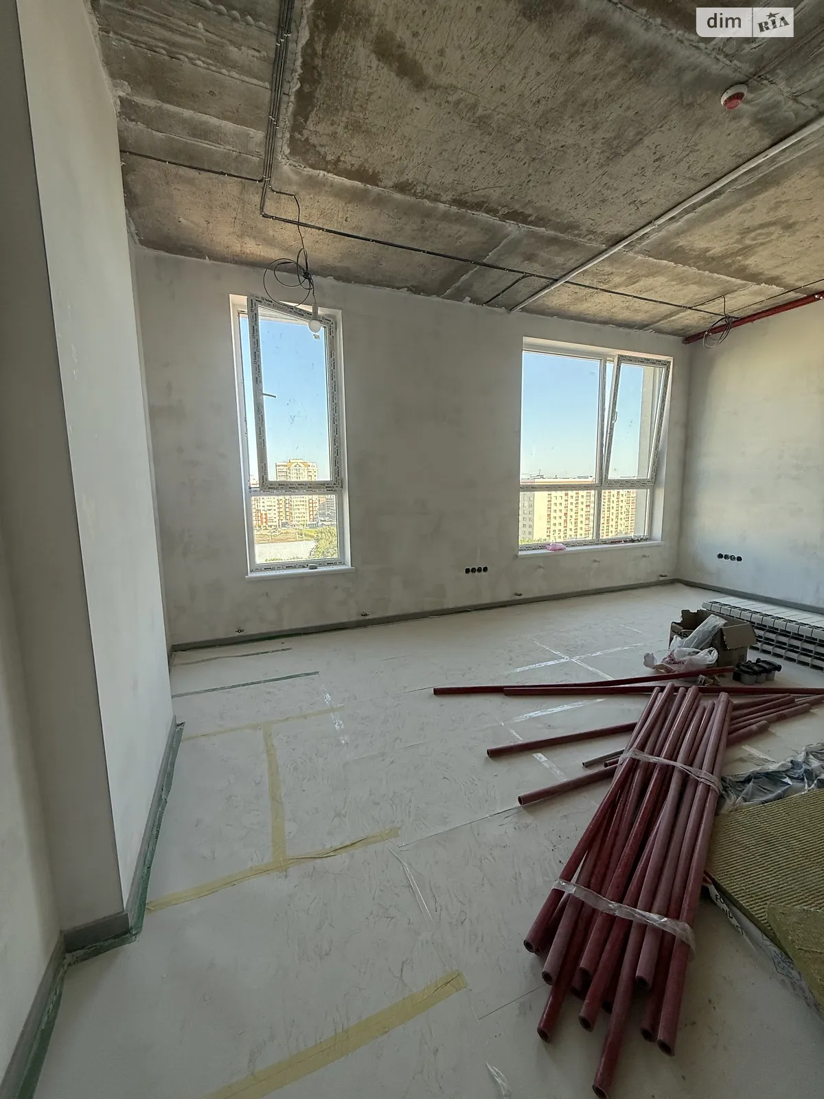 Сдается в аренду офис 46 кв. м в бизнес-центре, цена: 11500 грн - фото 1