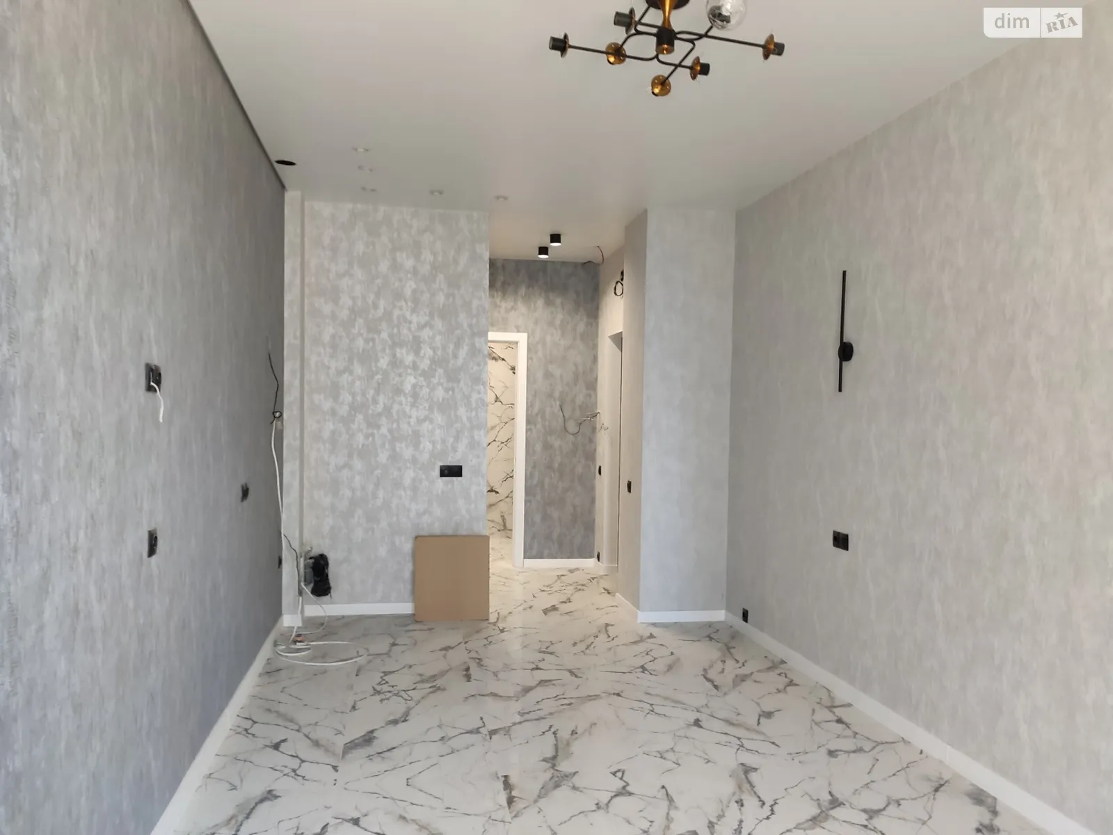 Продается 1-комнатная квартира 27 кв. м в Одессе, ул. Генуэзская, 1/1 - фото 1