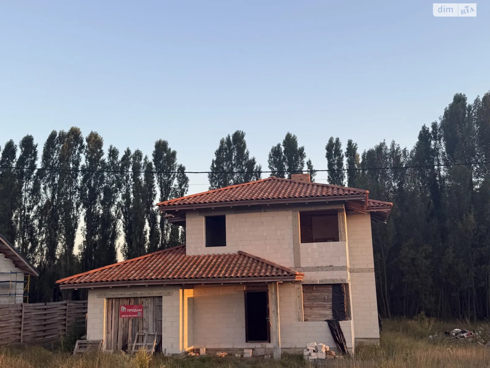 Продается дом на 2 этажа 157 кв. м с гаражом, цена: 116000 $ - фото 1