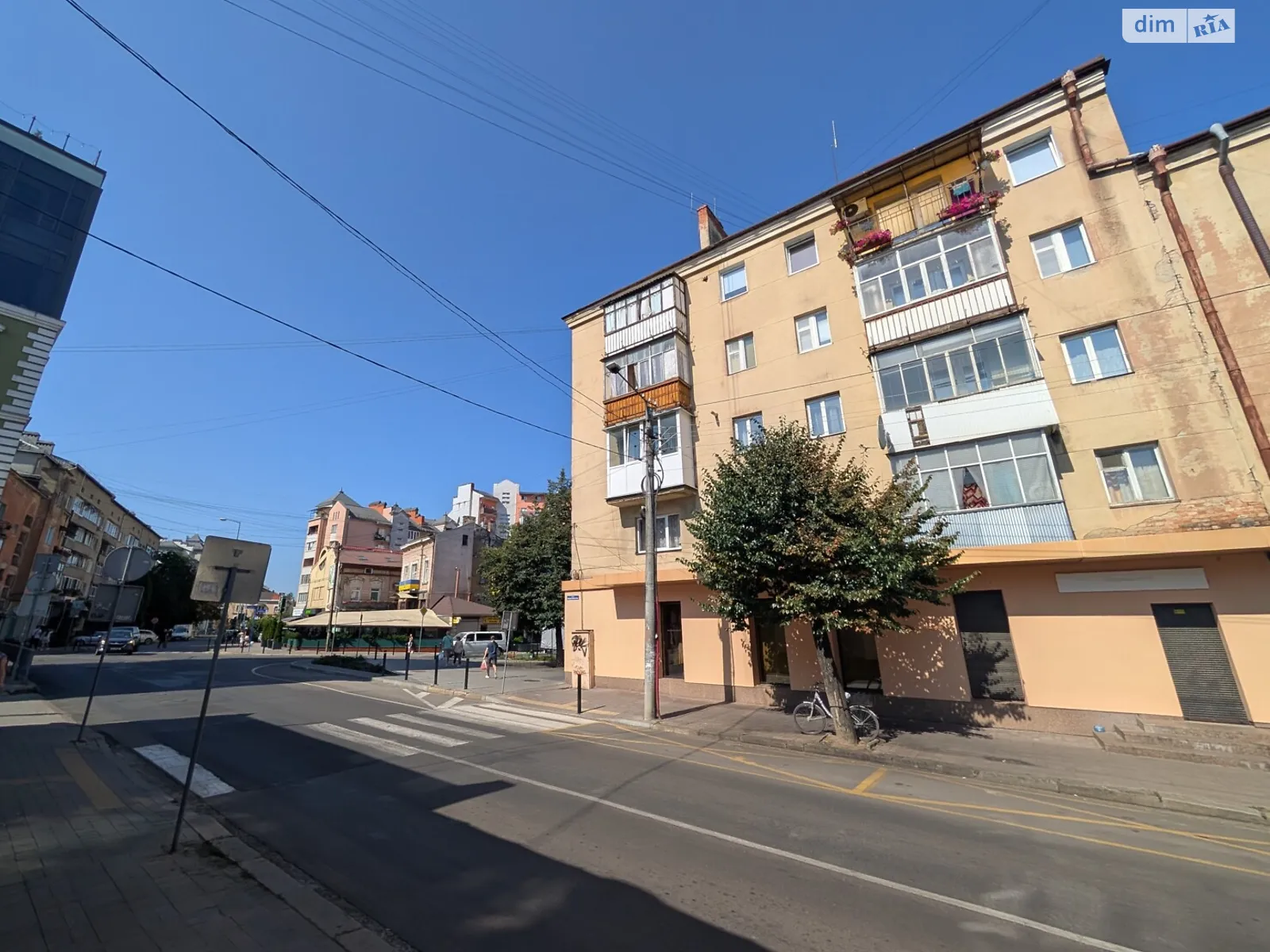 Продається 4-кімнатна квартира 65.4 кв. м у Івано-Франківську, вул. Бельведерська - фото 1