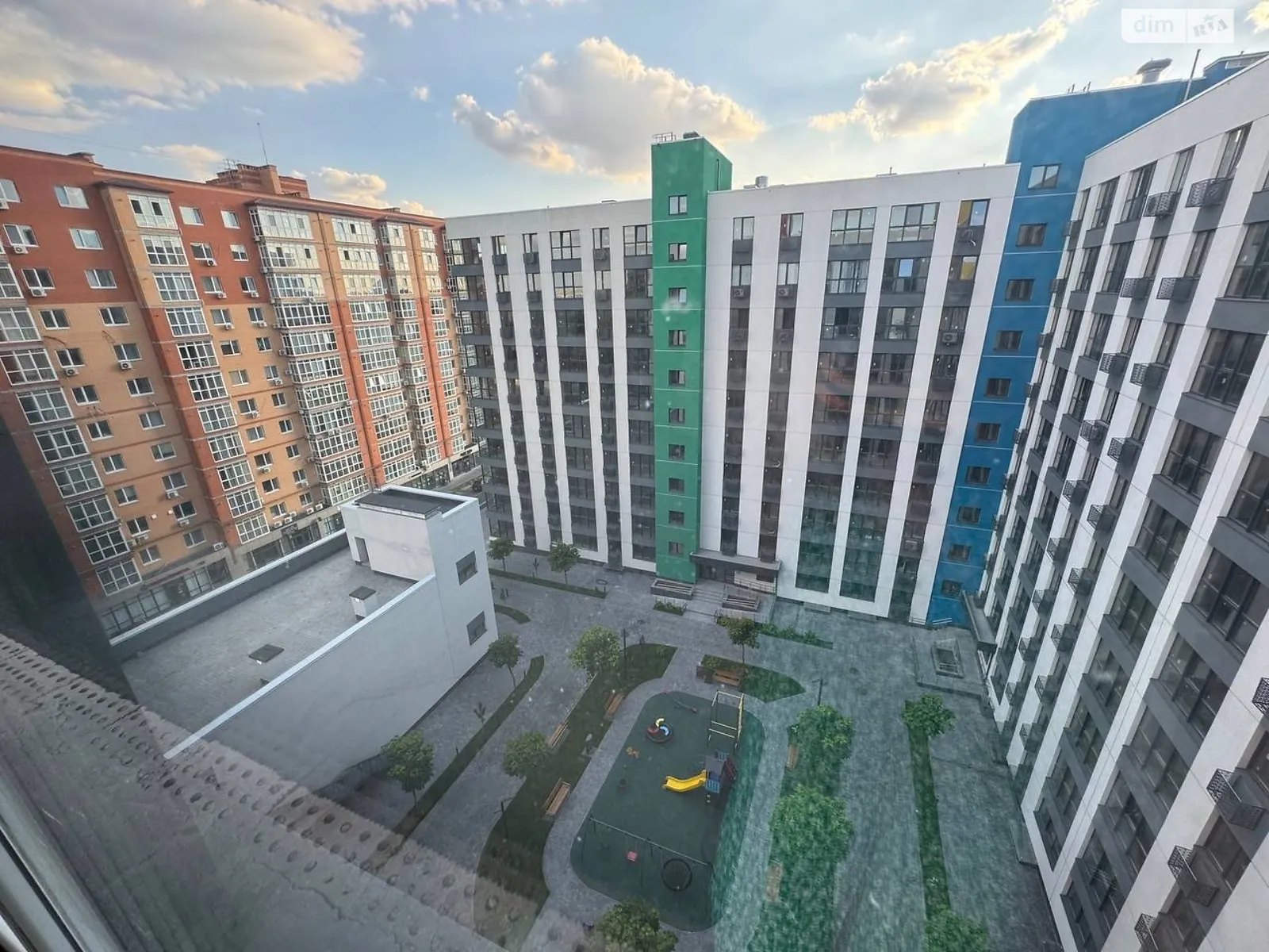 Продается 1-комнатная квартира 66.9 кв. м в Днепре, Запорожское шоссе, 28В - фото 1