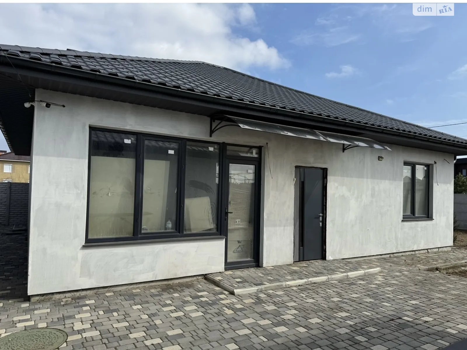 Продается одноэтажный дом 100 кв. м с гаражом, цена: 126000 $ - фото 1