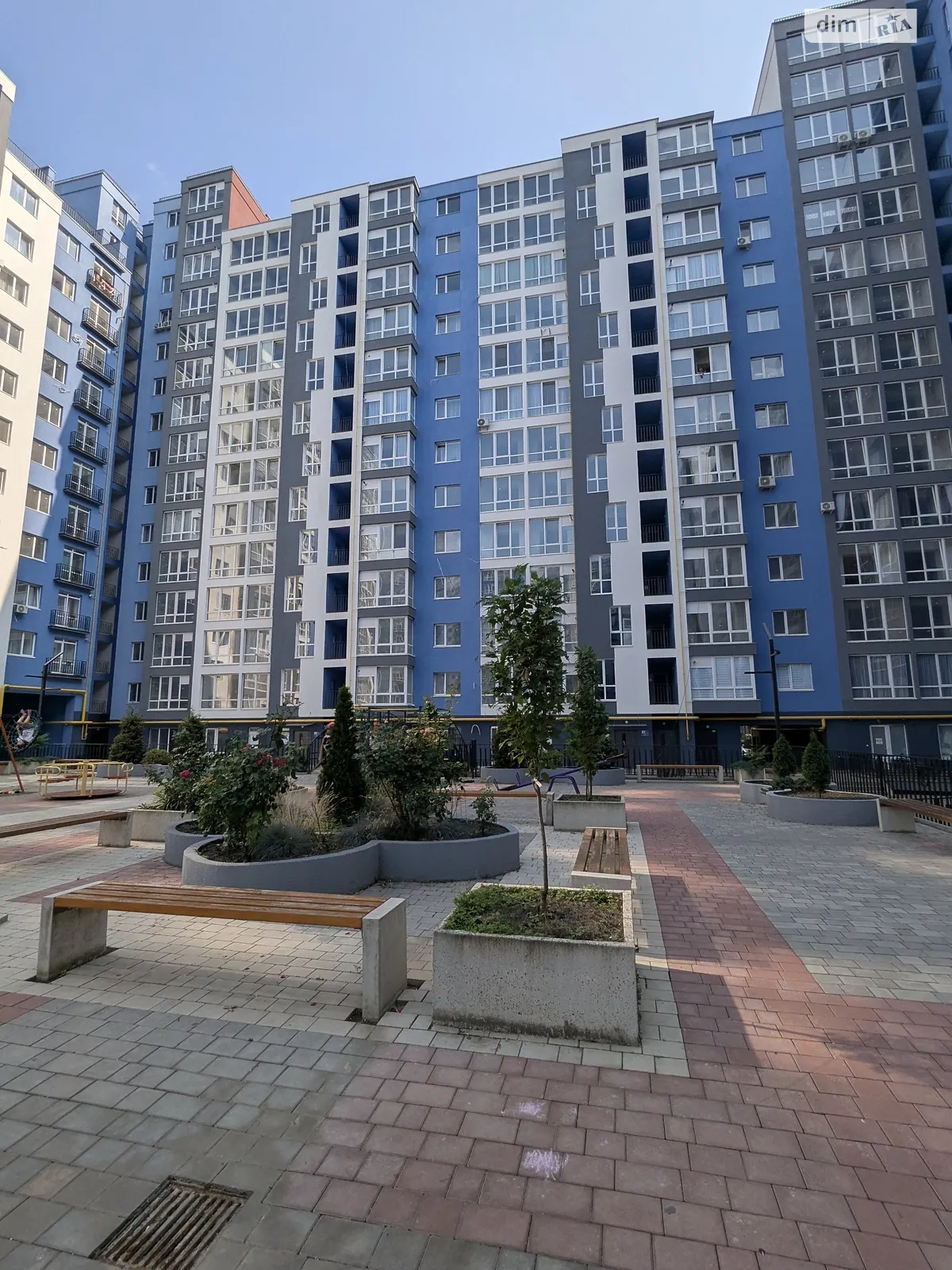 ул. Княгинин, 44 корпус 1 Княгинин Ивано-Франковск ЖК Княгинин - фото 1