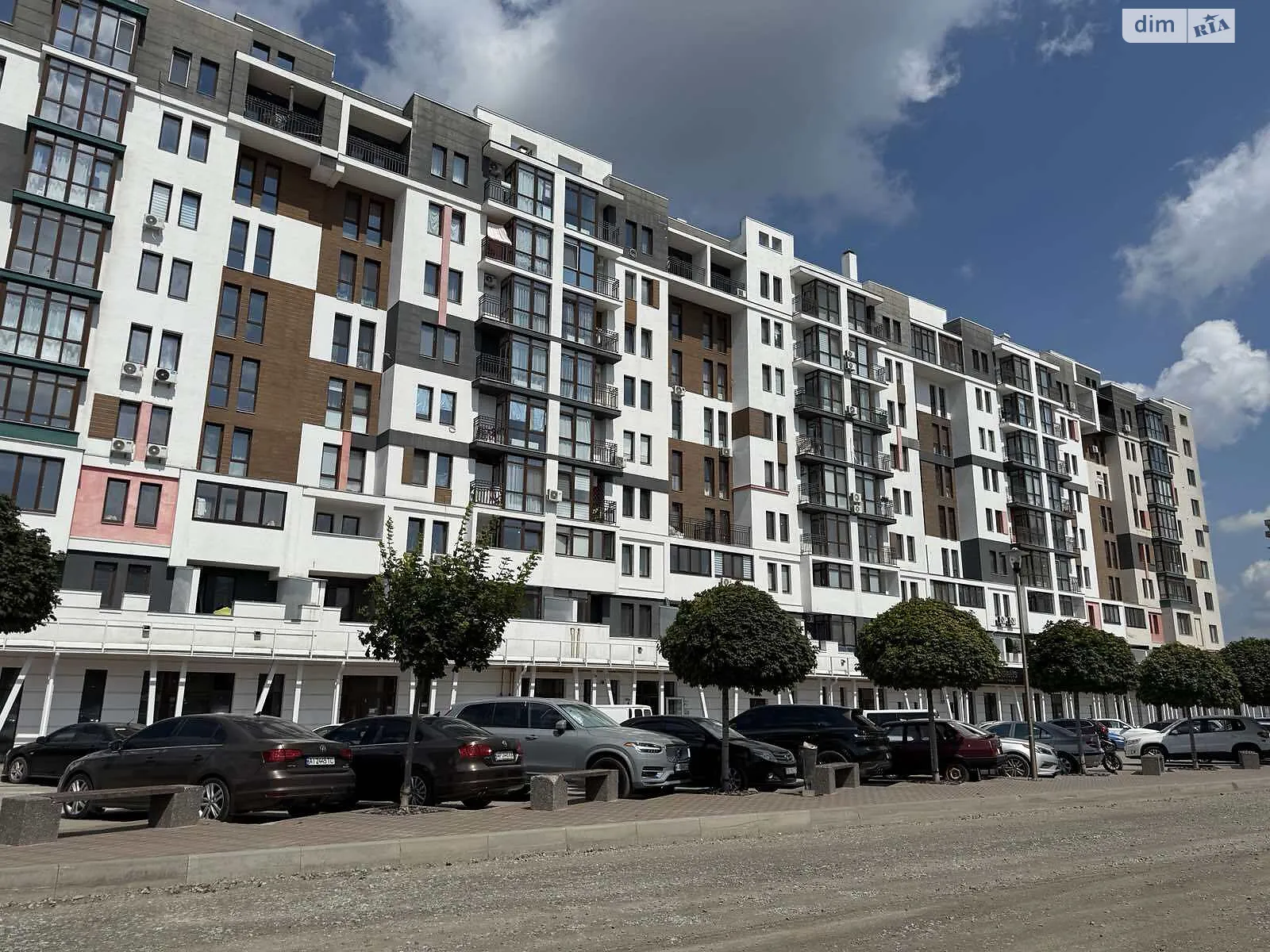 Продається 2-кімнатна квартира 68 кв. м у Бучі, вул. Амосова, 4 - фото 1