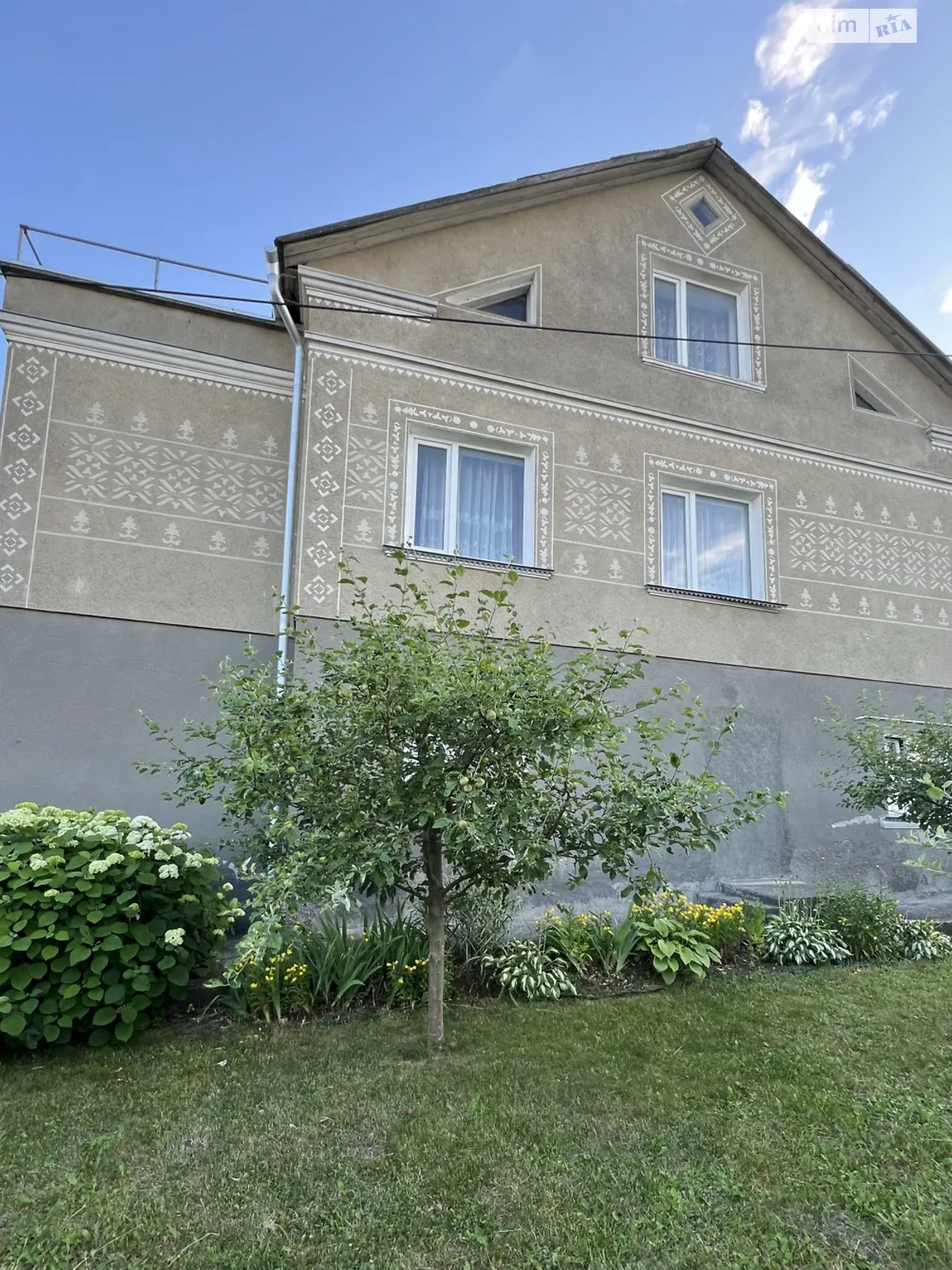Продается дом на 2 этажа 240 кв. м с террасой, цена: 68000 $ - фото 1
