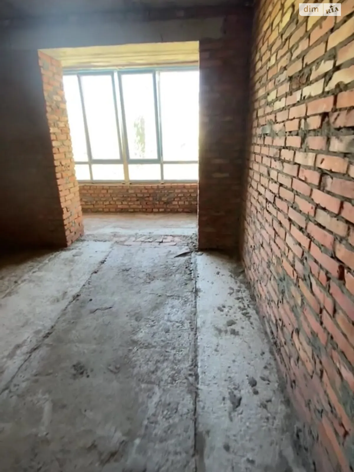 Продается 1-комнатная квартира 45 кв. м в Буче, ул. Степана Рудницкого - фото 1