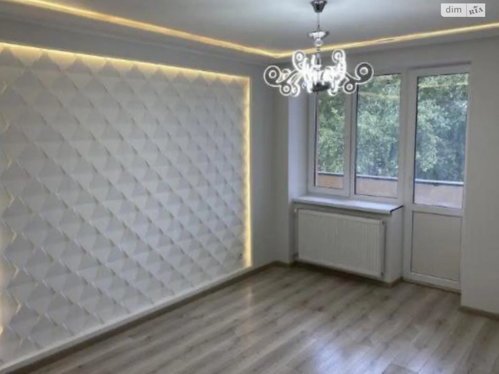 2-кімнатна квартира 73 кв. м у Тернополі, вул. Пирогова - фото 1