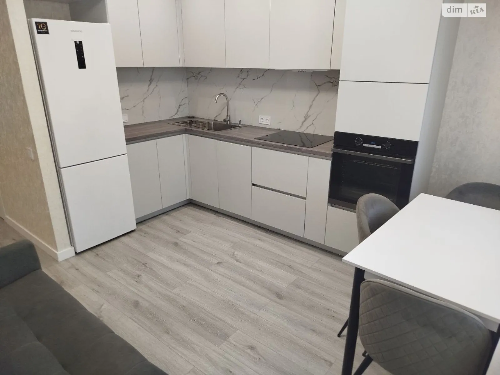 Здається в оренду 1-кімнатна квартира 45 кв. м у Києві, вул. Львівська, 15Б - фото 1