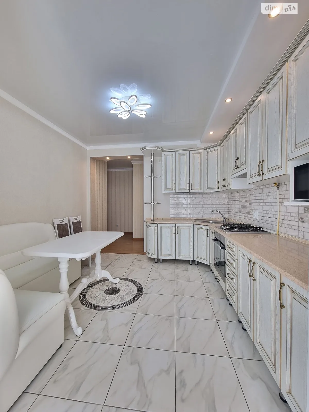 Сдается в аренду 2-комнатная квартира 68 кв. м в Виннице, ул. Шимка Максима - фото 1