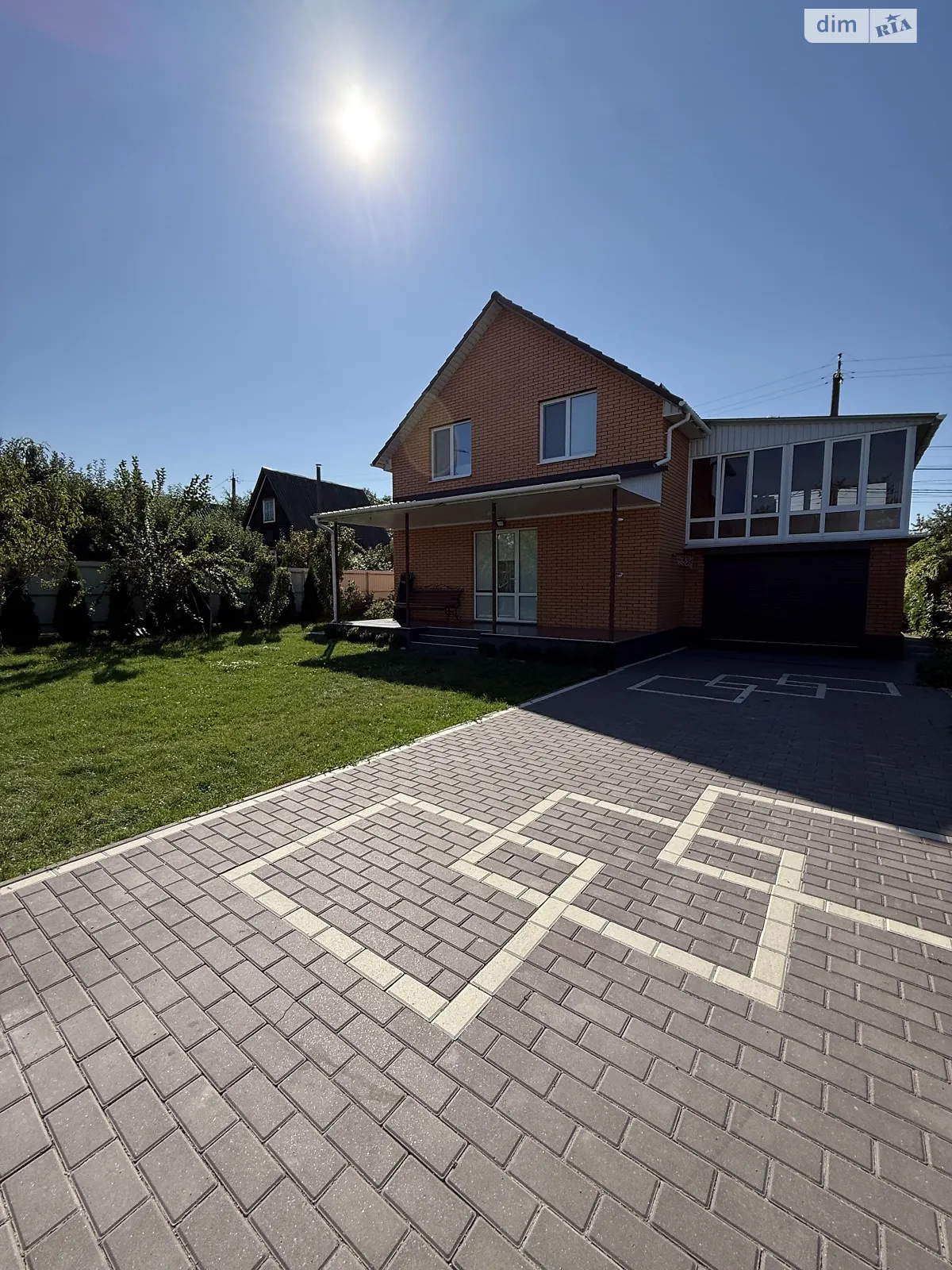 Продается дом на 2 этажа 137 кв. м с беседкой, цена: 225000 $ - фото 1