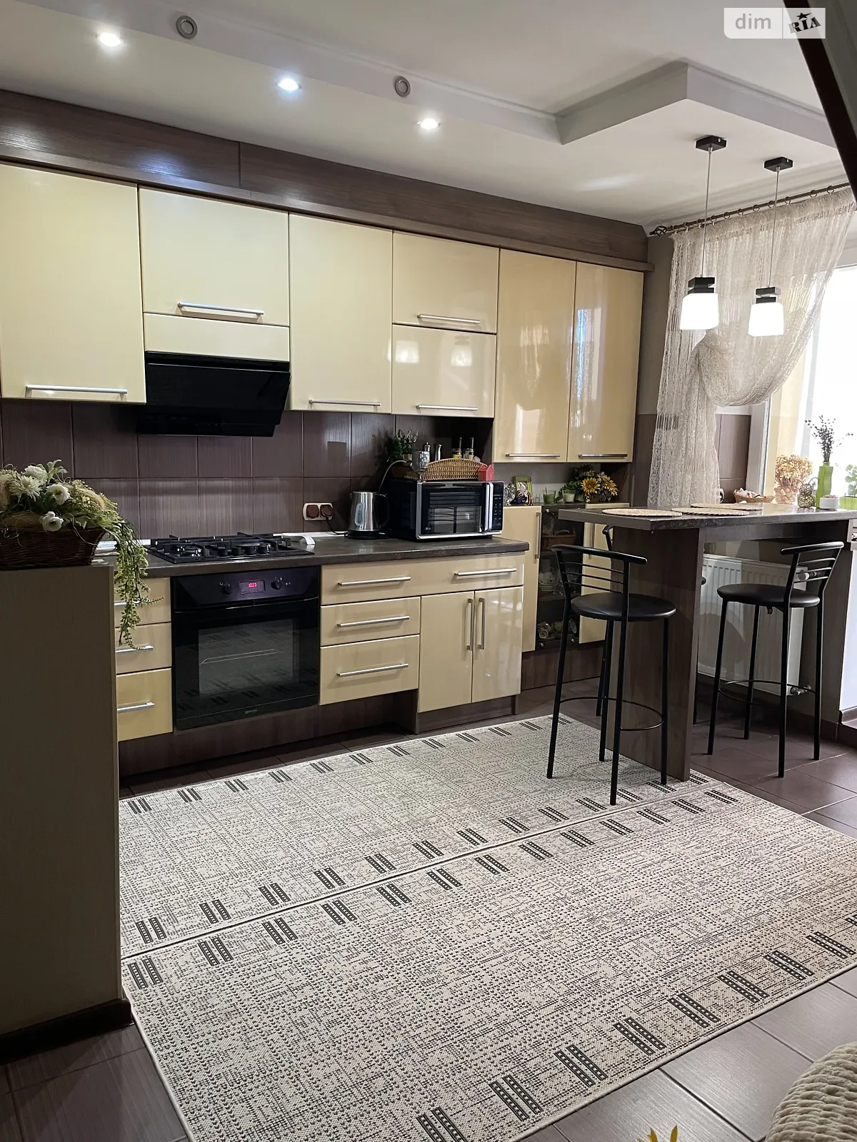 2-комнатная квартира 80.1 кв. м в Луцке, ул. Кравчука, 11Б - фото 1