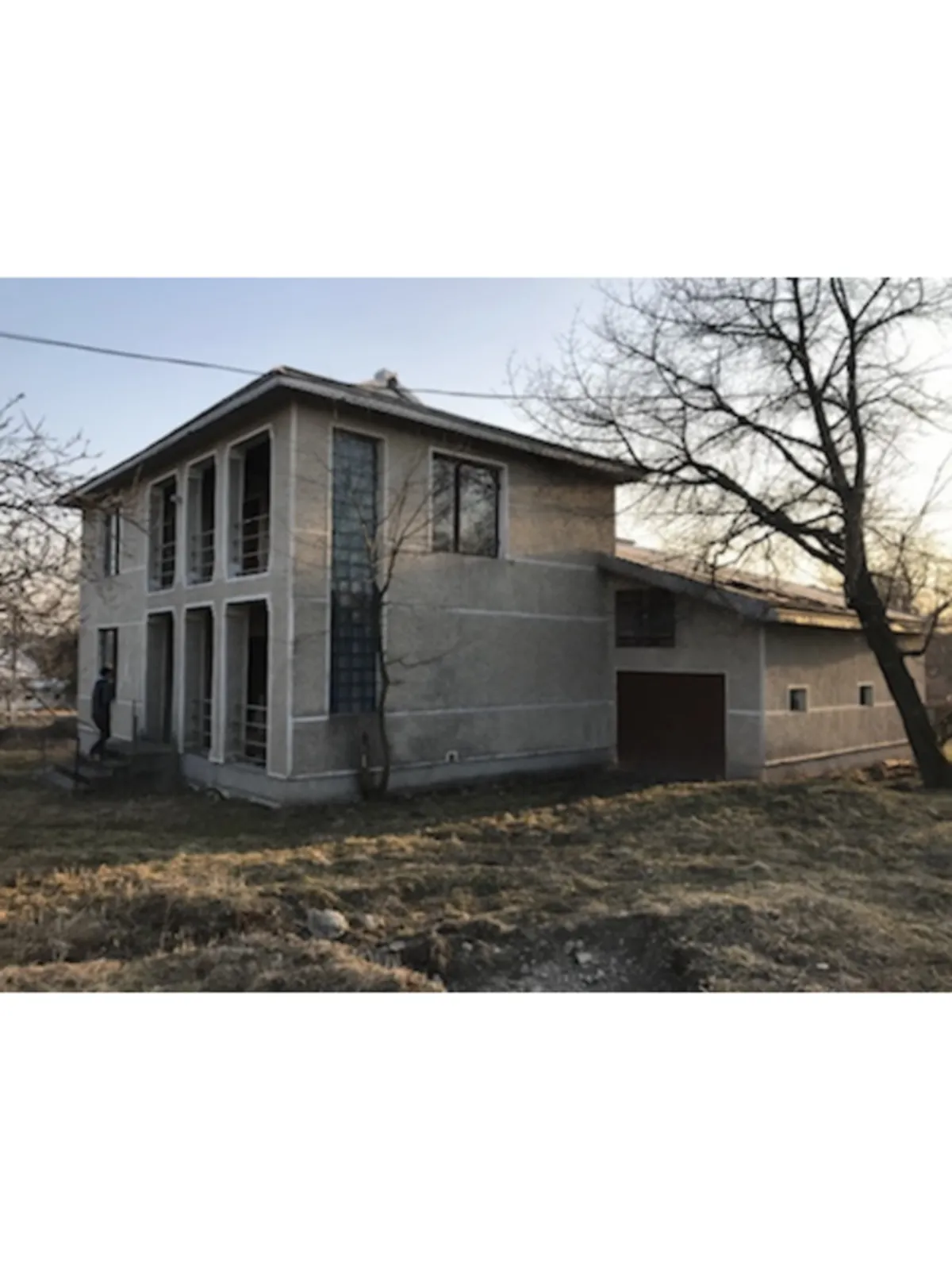 Продается дом на 2 этажа 560 кв. м с камином, цена: 65000 $ - фото 1