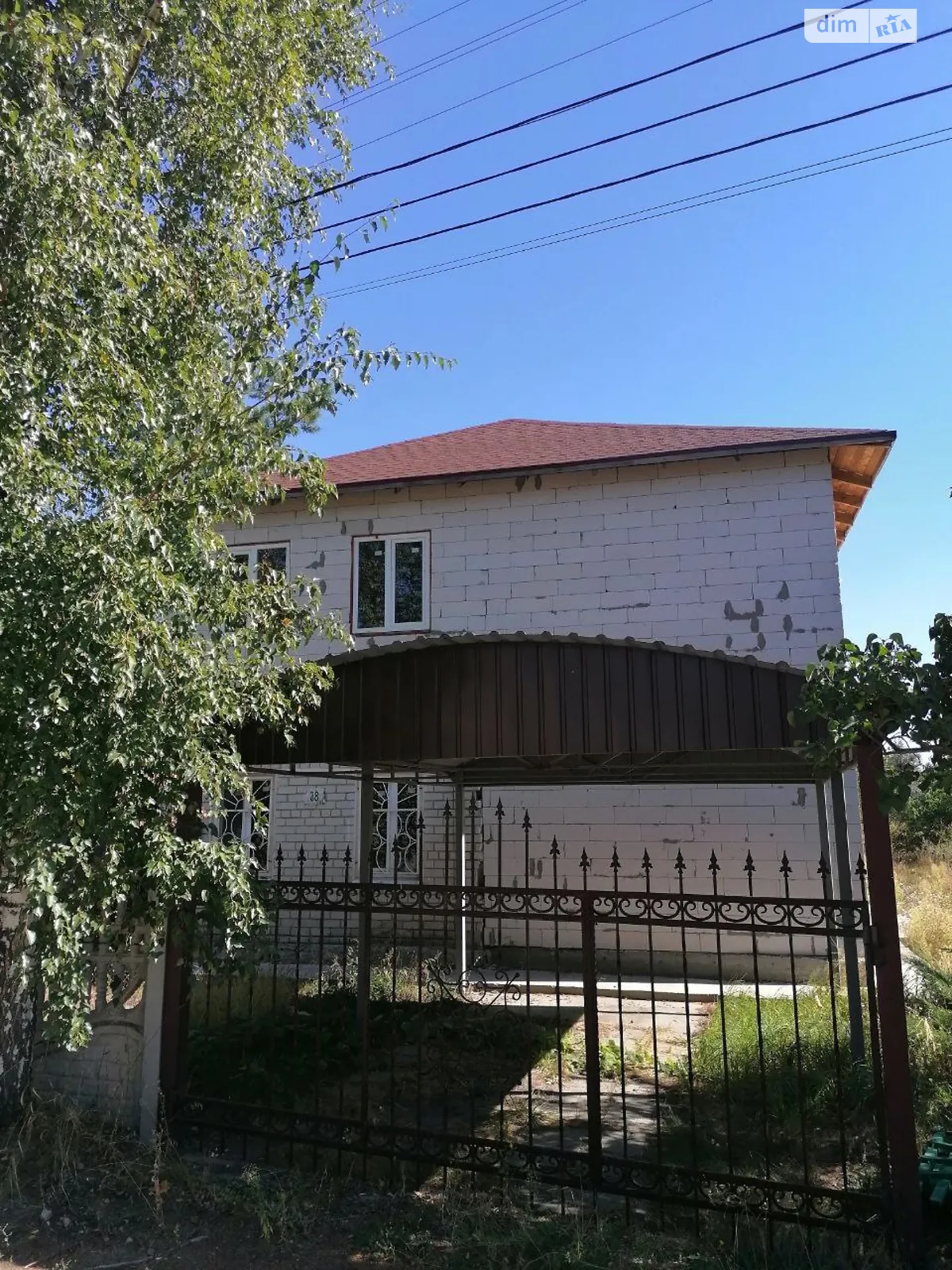 Продается дом на 2 этажа 200 кв. м с камином, цена: 15000 $ - фото 1