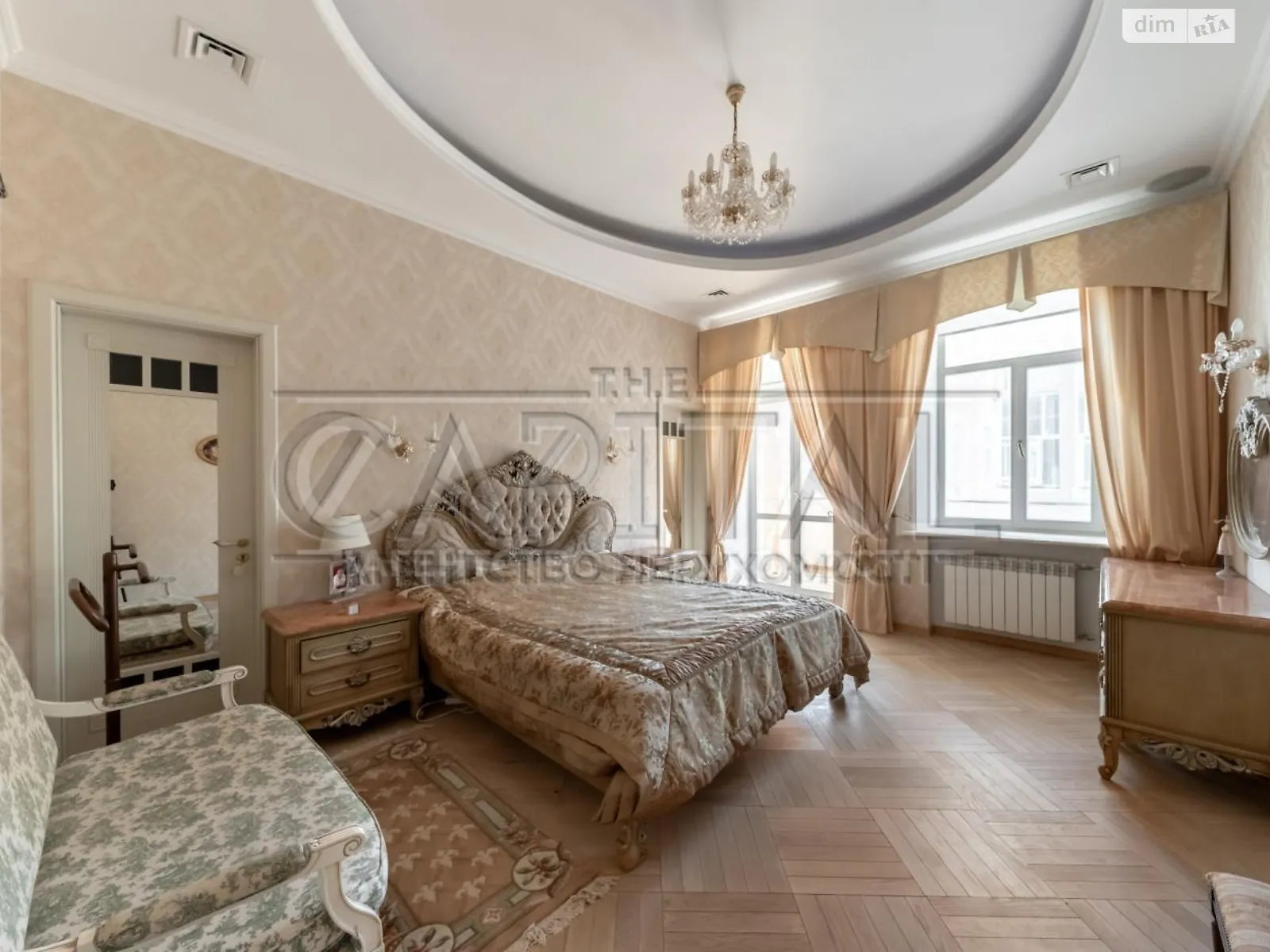 Продается 4-комнатная квартира 182.6 кв. м в, цена: 385000 $ - фото 1