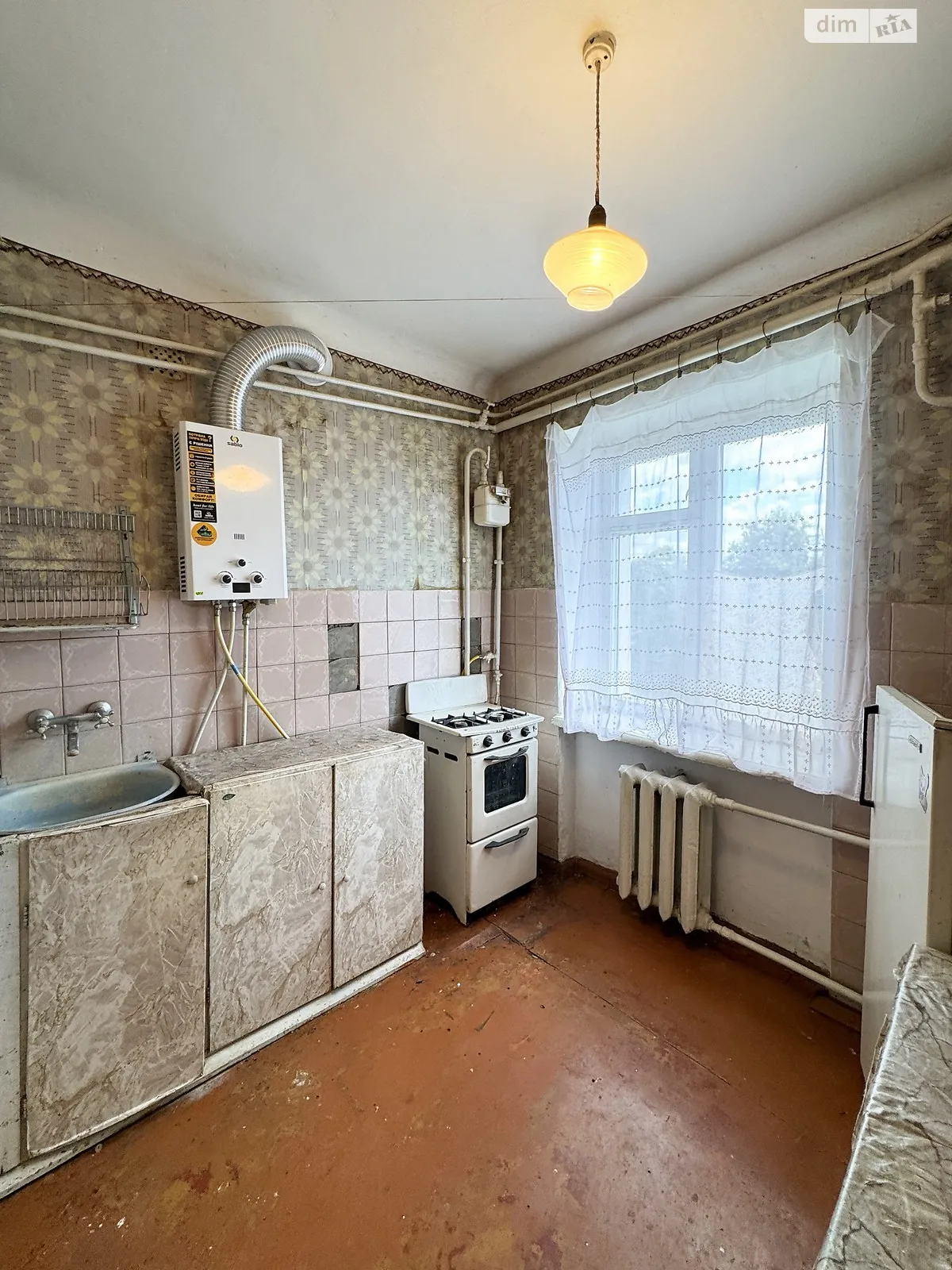 Продається 2-кімнатна квартира 44 кв. м у Нововолинську, вул. Героїв ЗСУ (Гагаріна) - фото 1