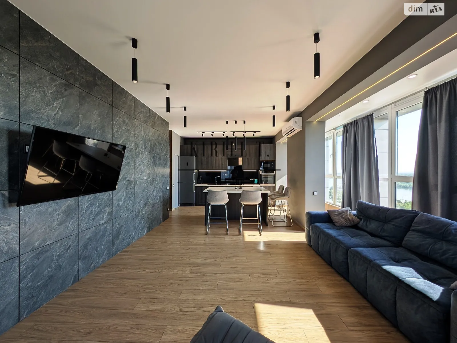 Сдается в аренду 1-комнатная квартира 83 кв. м в Днепре, ул. Набережная Победы, 68А - фото 1