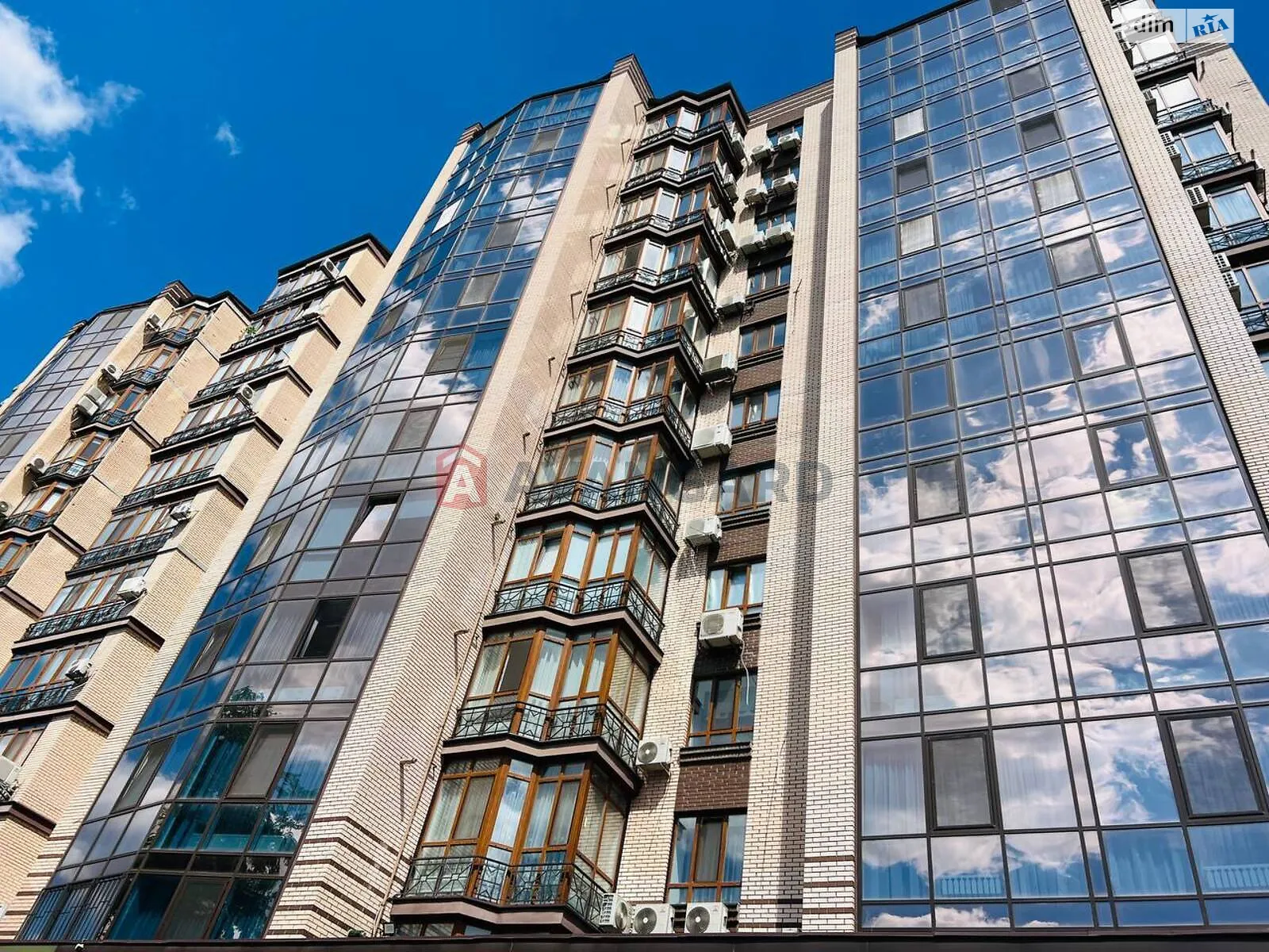 Продается 1-комнатная квартира 55.5 кв. м в Днепре, ул. Антоновича Владимира, 36Б - фото 1