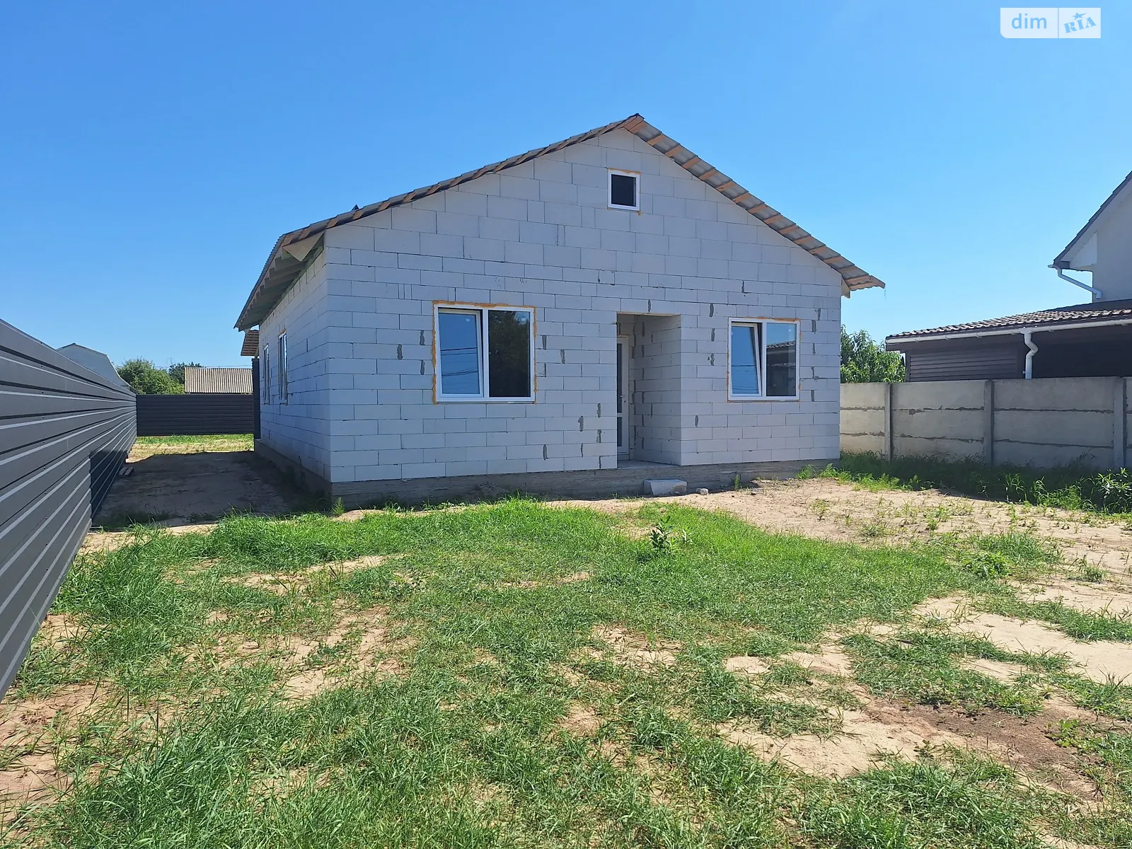 Продается одноэтажный дом 95 кв. м с камином, цена: 49000 $ - фото 1