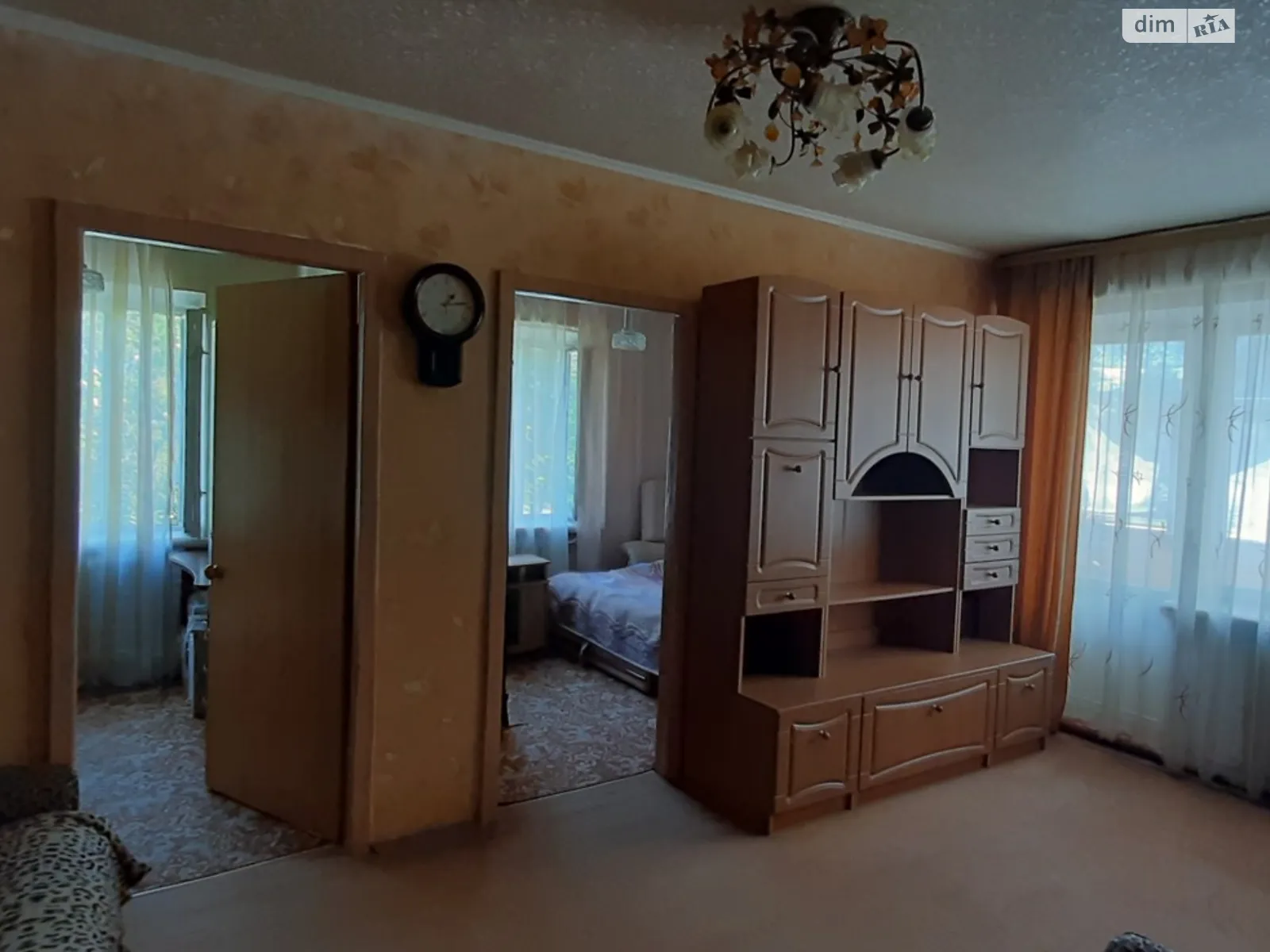 Продается 3-комнатная квартира 46 кв. м в Кагарлыке, ул. Комунарская, 24 - фото 1