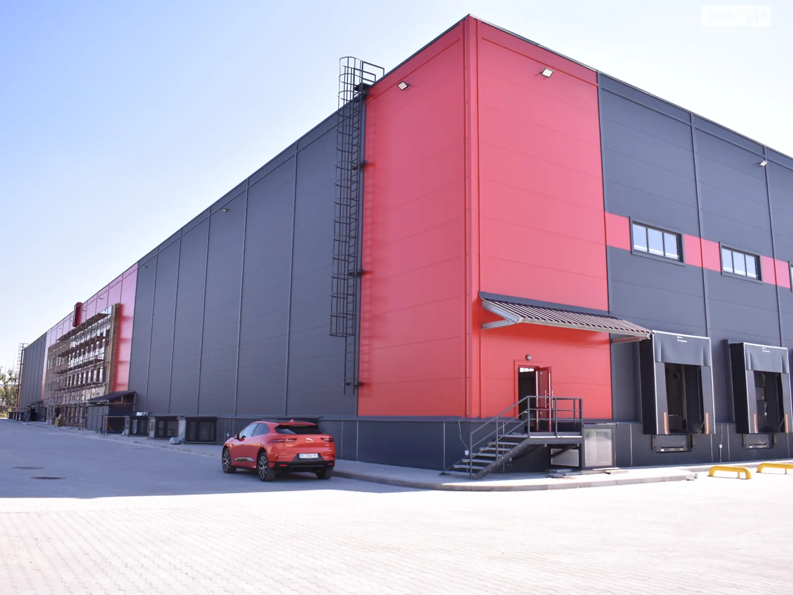 Сдается в аренду помещения свободного назначения 13000 кв. м в 3-этажном здании, цена: 91000 $ - фото 1