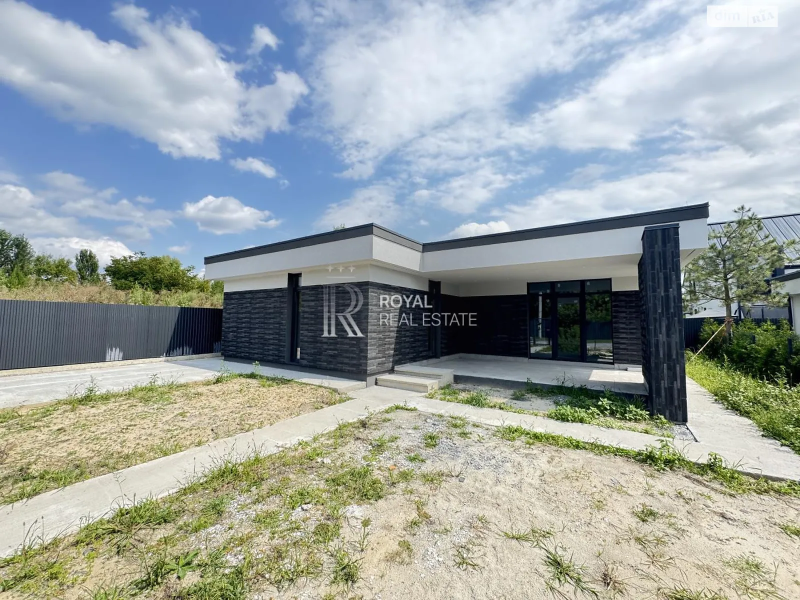 Продается одноэтажный дом 120 кв. м с участком, цена: 135000 $ - фото 1