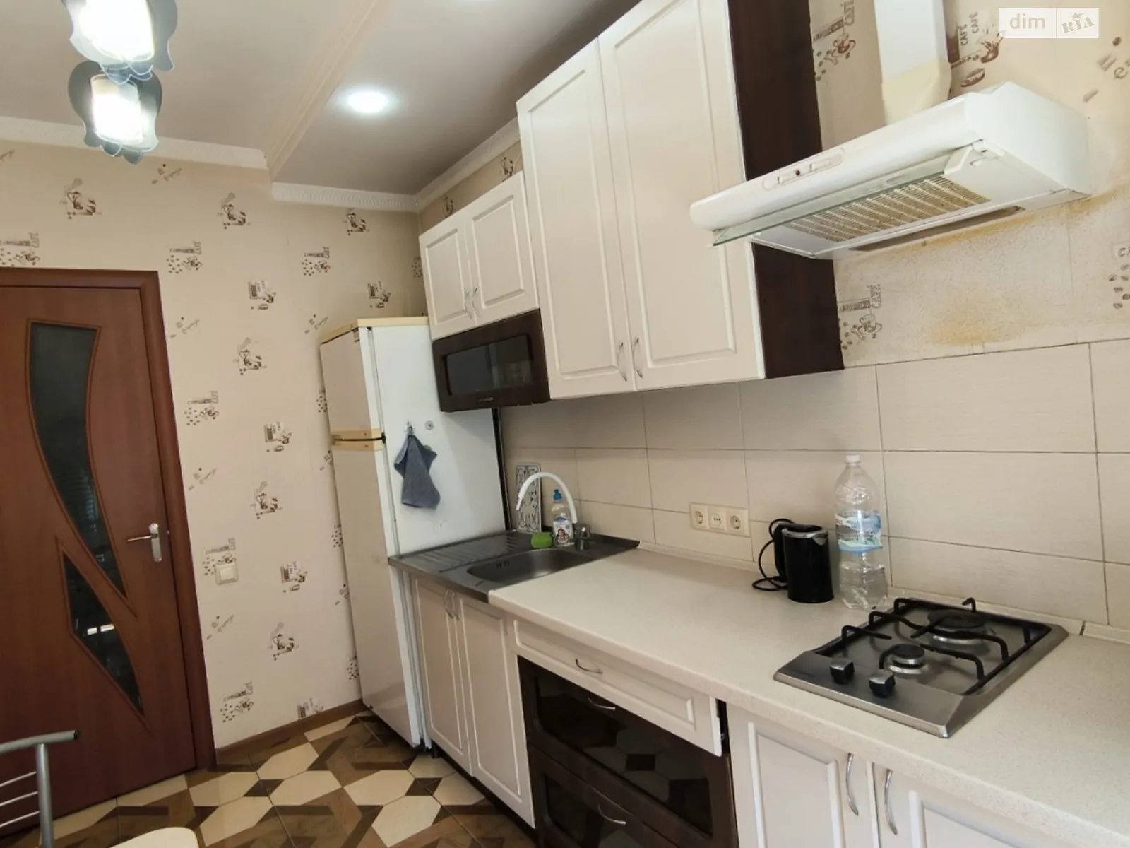 Сдается в аренду 1-комнатная квартира в Одессе, ул. Романтиков(Третья), 25 - фото 1