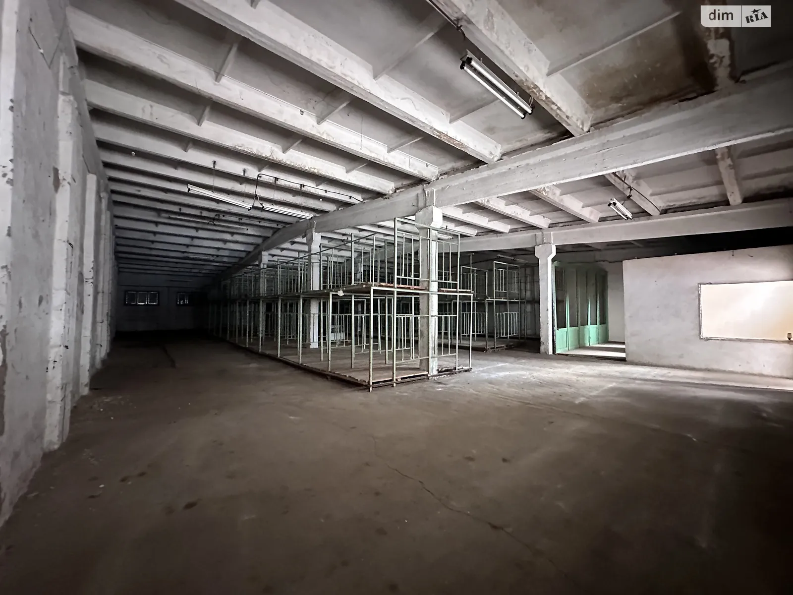 Сдается в аренду помещения свободного назначения 530 кв. м в 1-этажном здании, цена: 58300 грн - фото 1