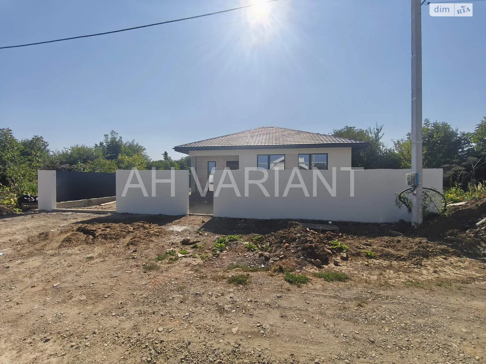 Продается одноэтажный дом 130 кв. м с гаражом, цена: 115000 $ - фото 1